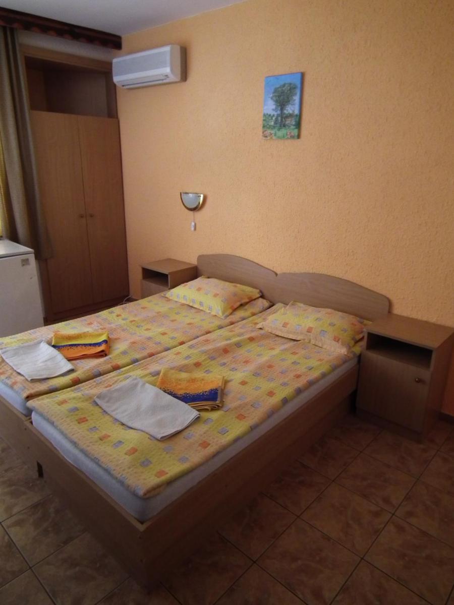 Photo 37