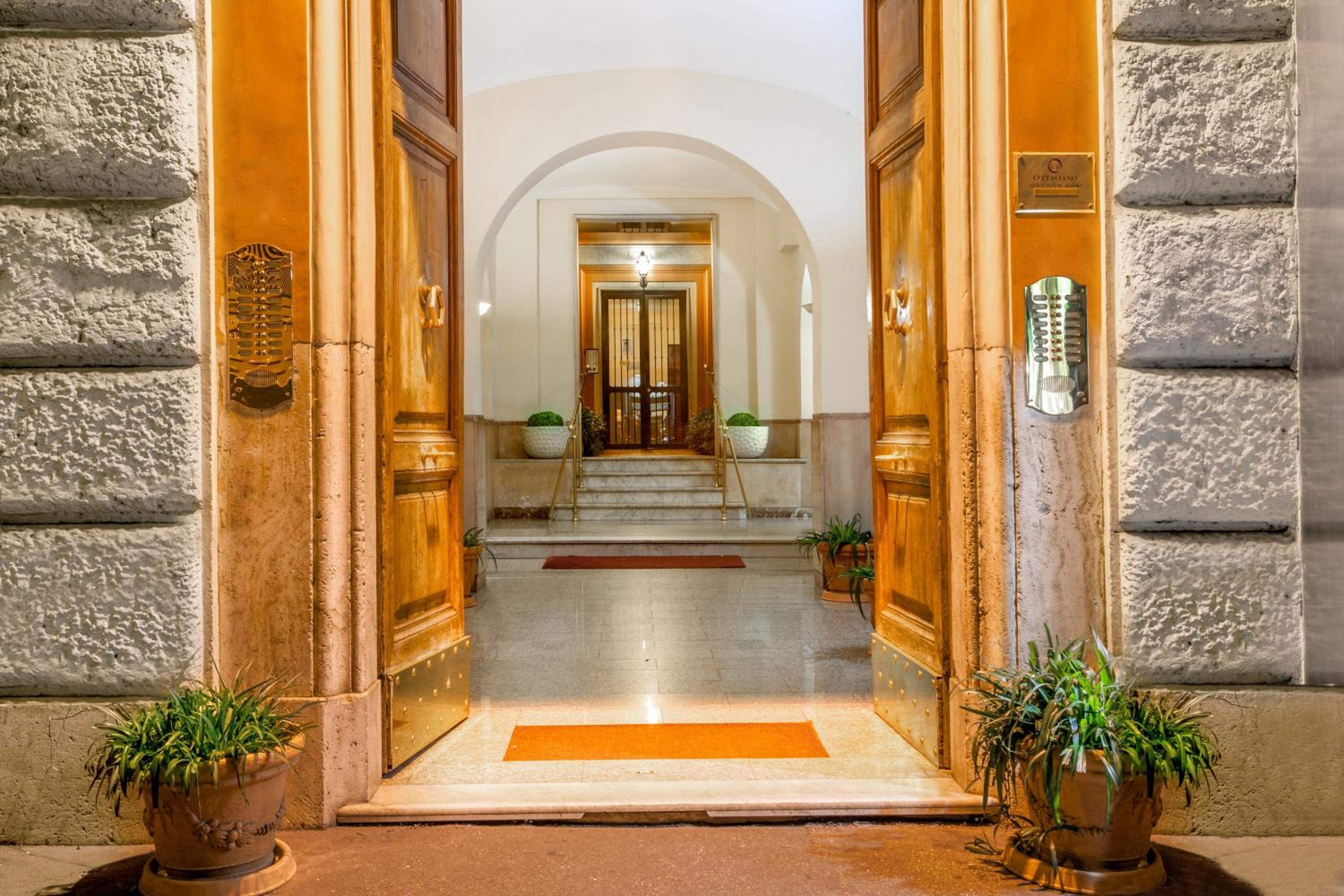 Ottaviano Guest House