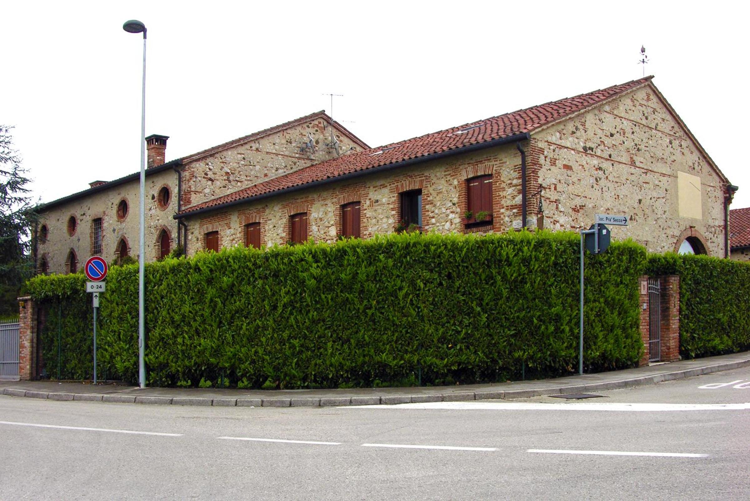 Photo 13