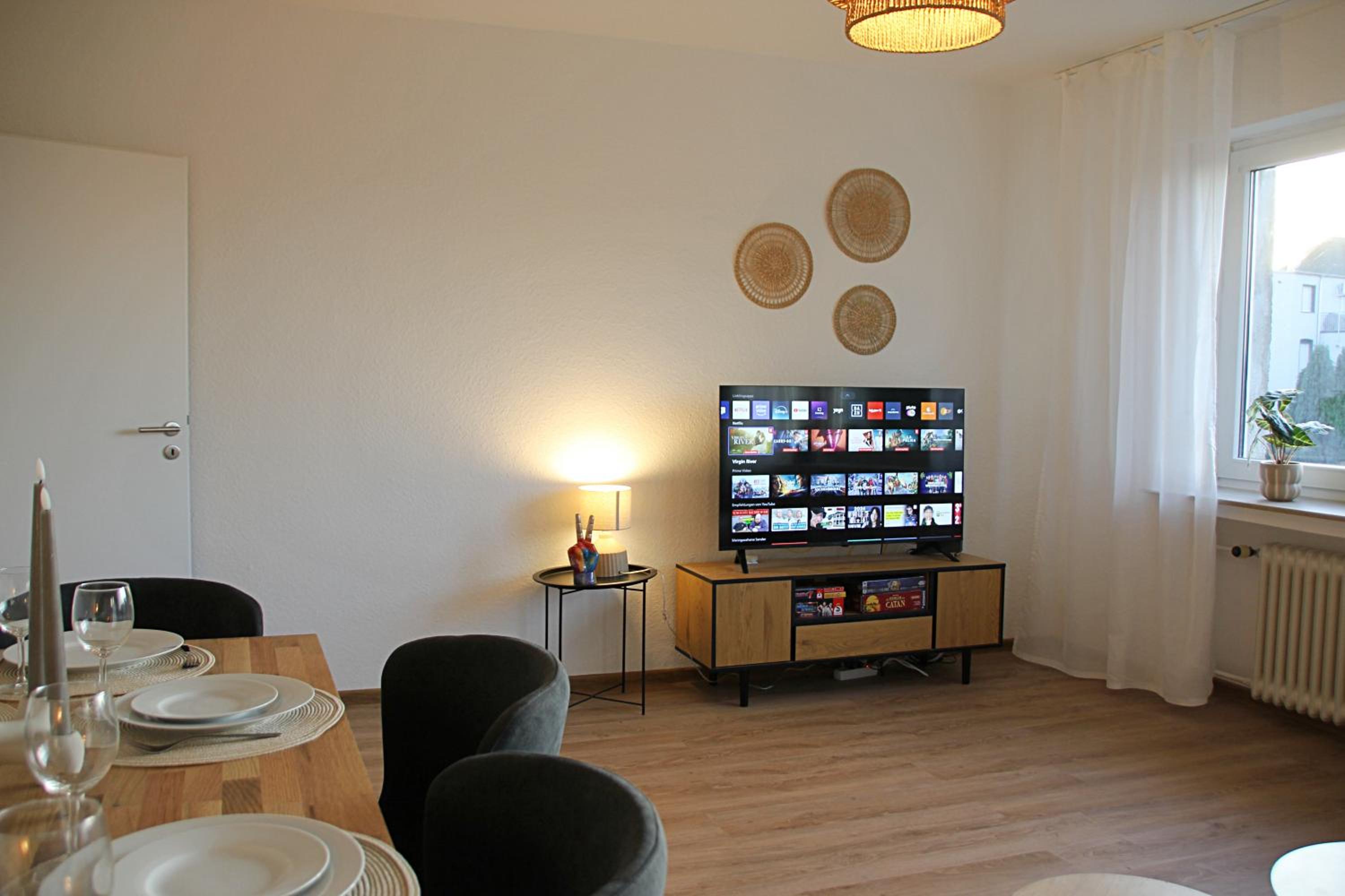 Große 6 Personen Wohnung I Balkon I zentral I Boxspringbett I Wifi