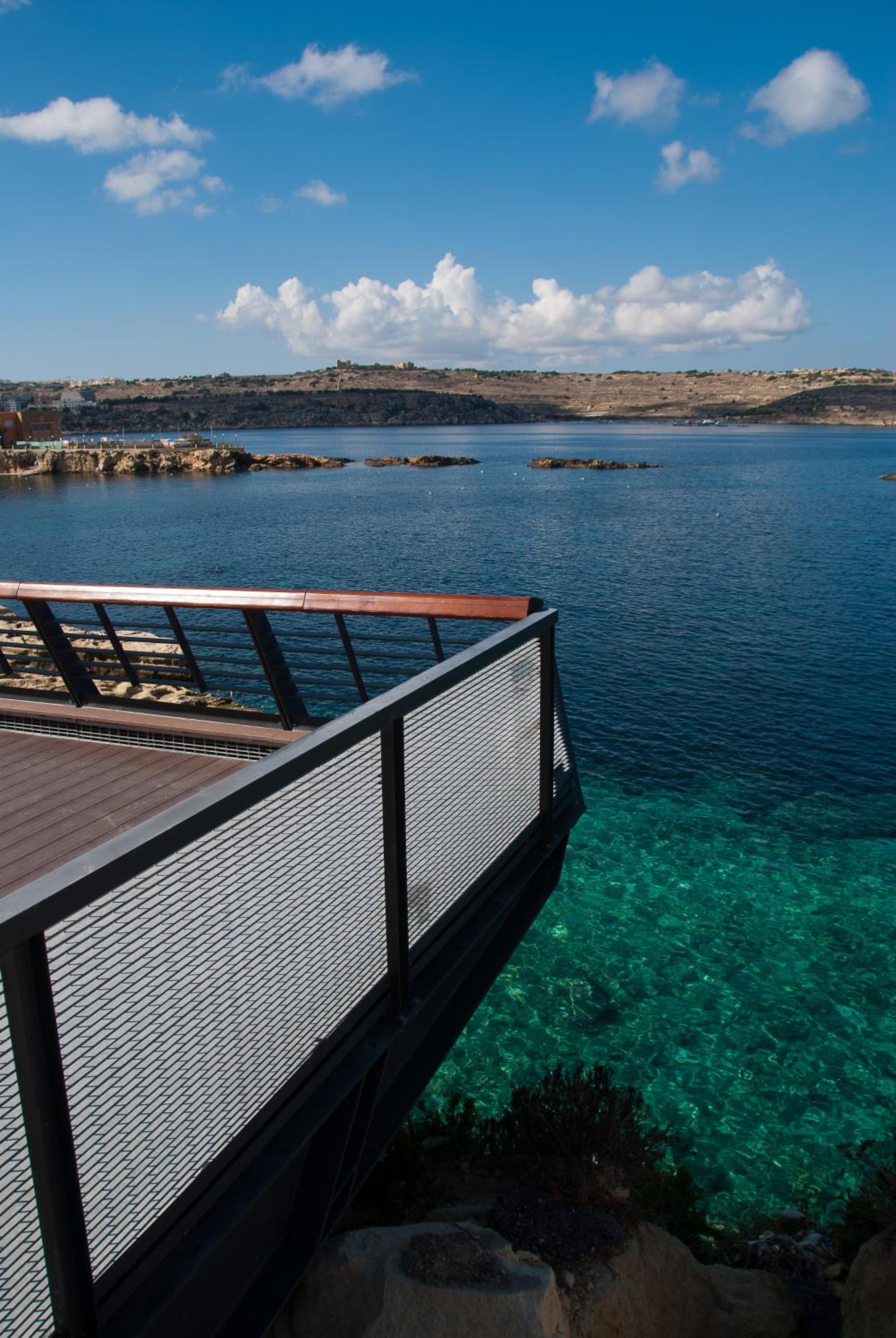 Seashells 2 bedroom Apartment with sunny terrace with stunning sea views - by Getawaysmalta photo 2