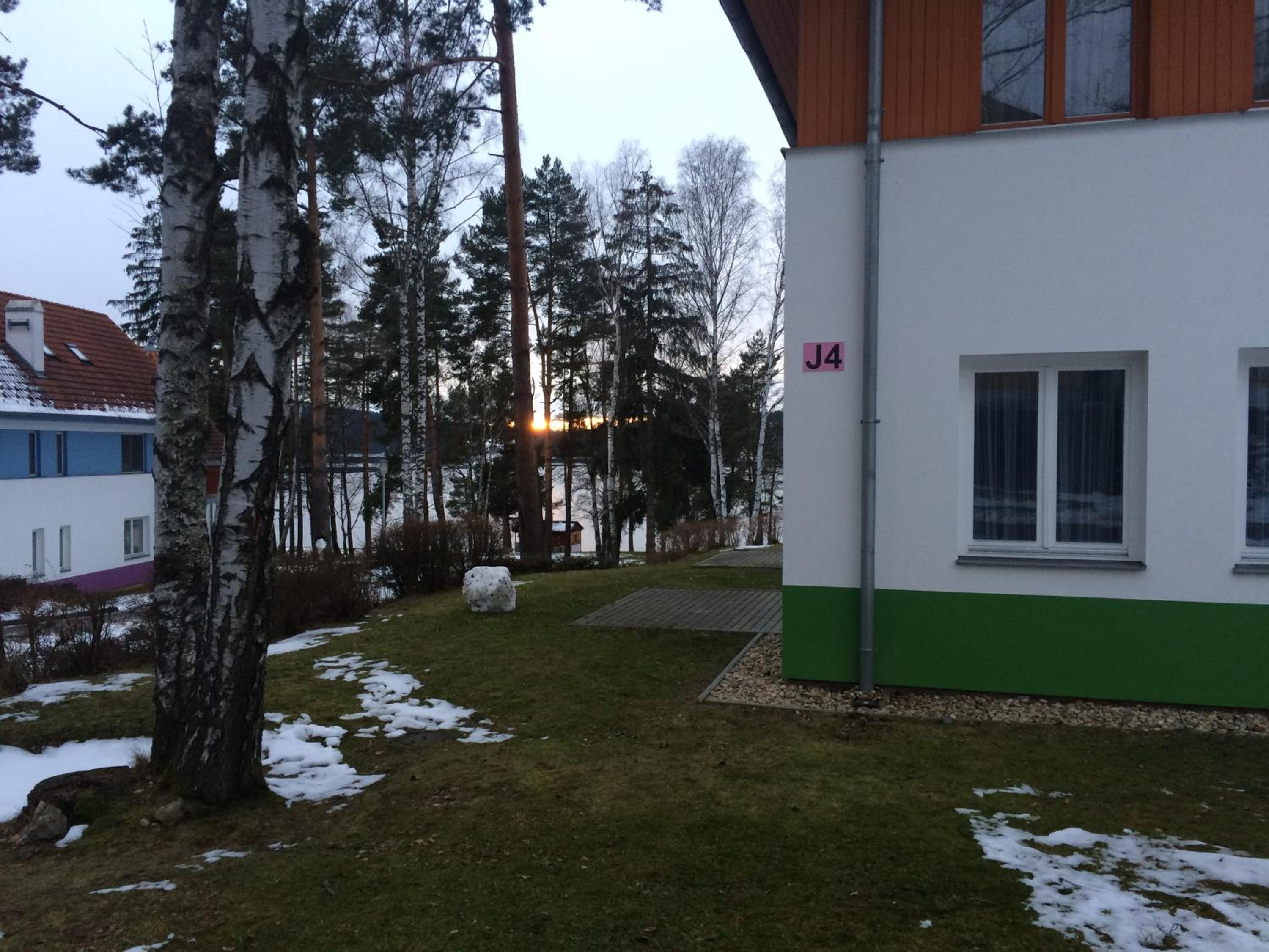 Photo 33