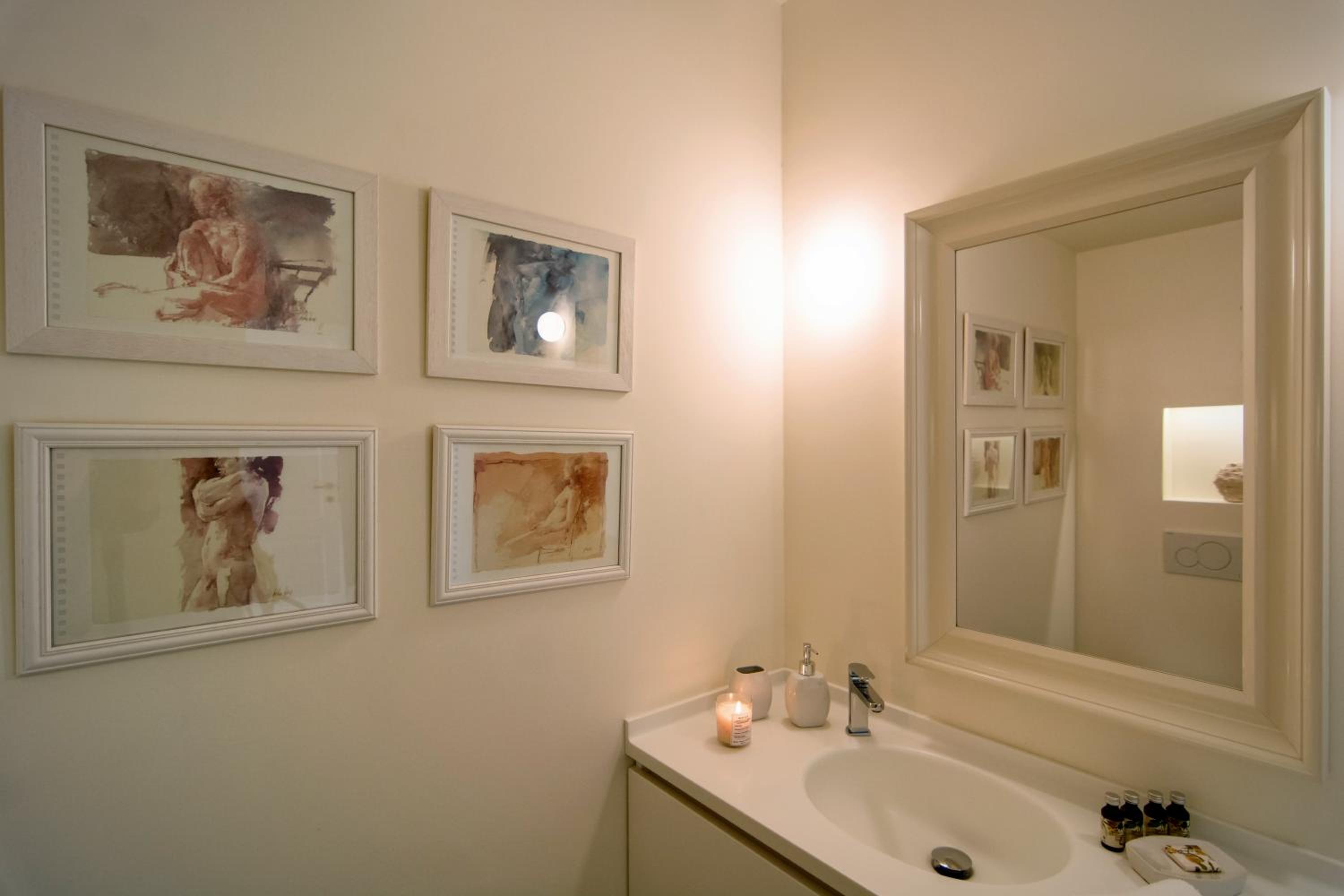 CasaVostra - Ambience Suites