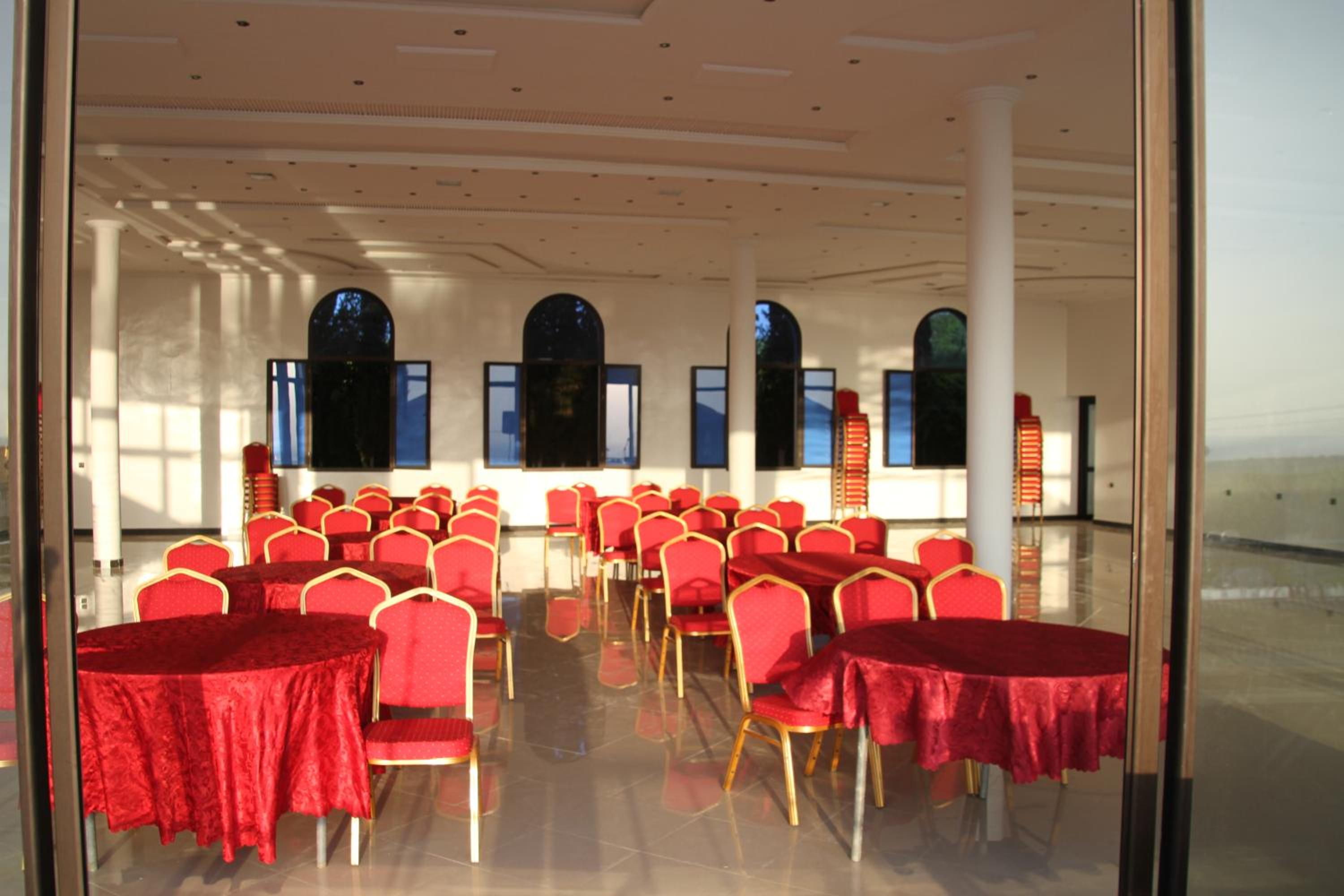 meeting & event spaces
