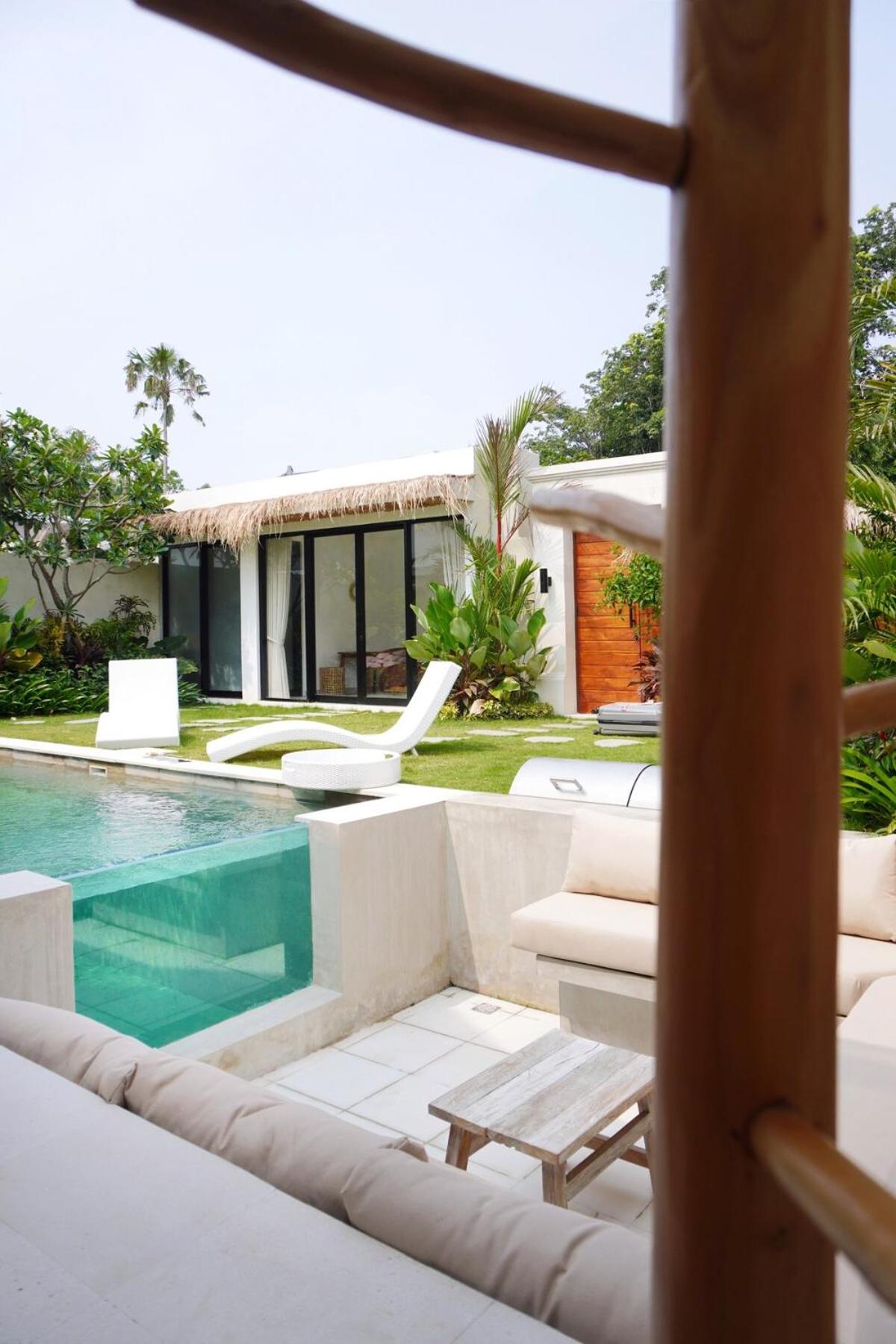 Villa Balena - 4BR Villa in Kerobokan