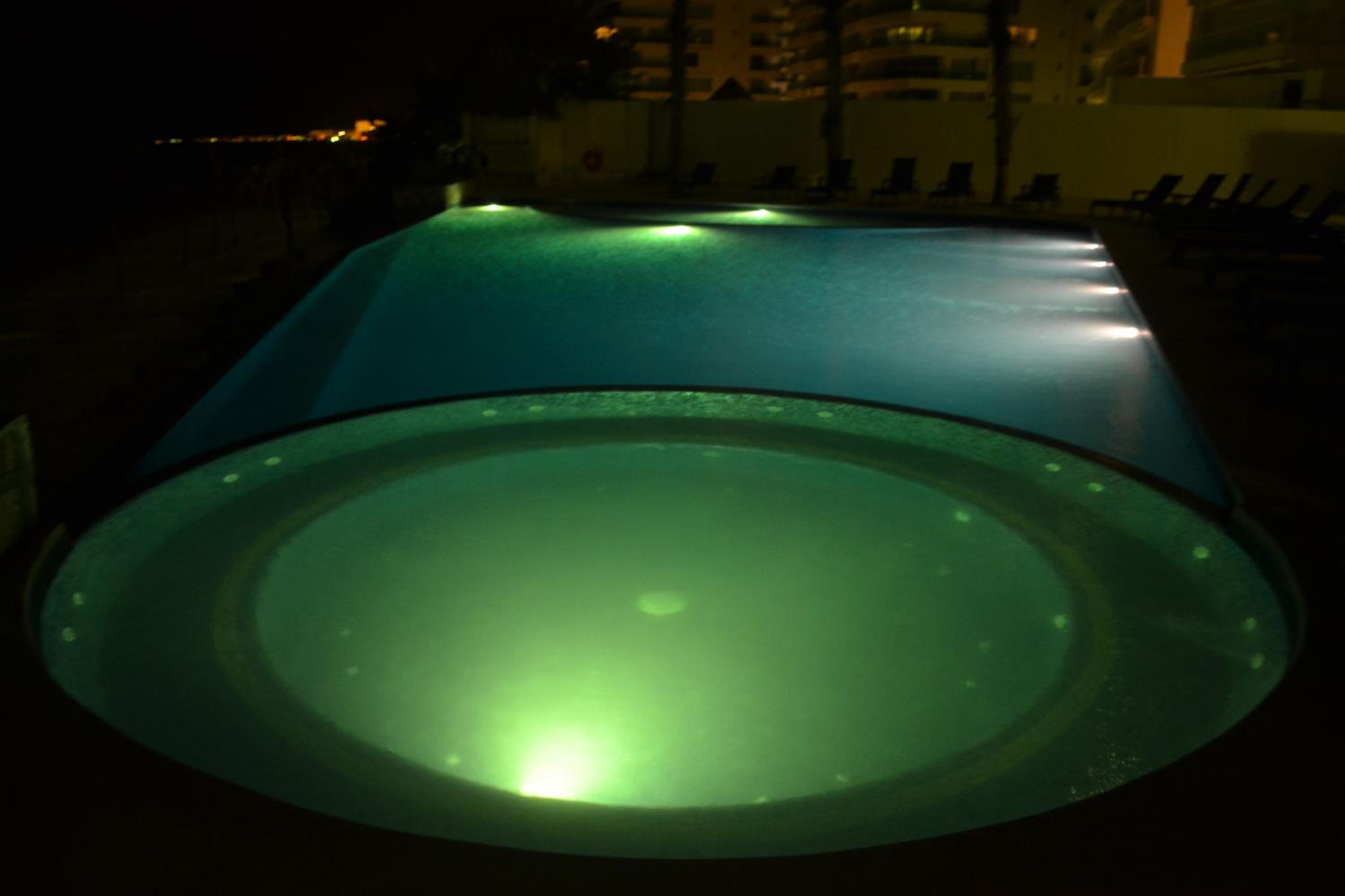 GIRASOL CONDO CANCUN BEAcH