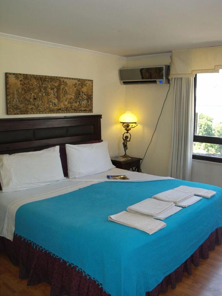 Costanera Center Apartment