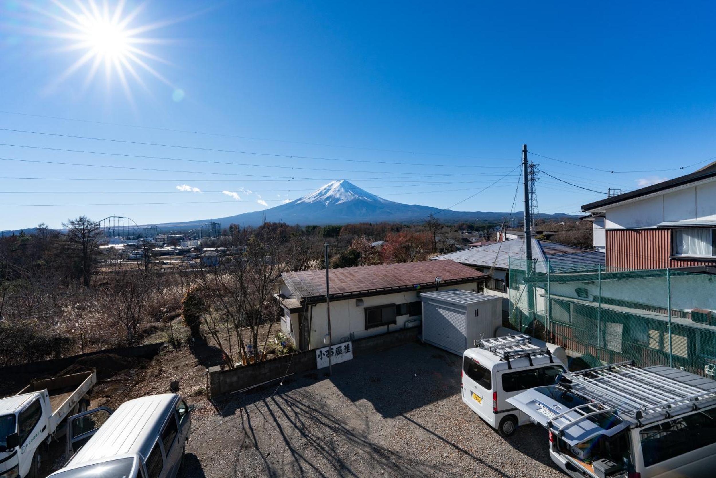 Tomarigi Perch とまりぎ - 10 minutes to Kawaguchiko Station, 5 Double Bedding, 10 PAX, 4 minutes to Seven Eleven, Kawaguchiko Bus 9 minutes, Fuji-Q Highland 1 