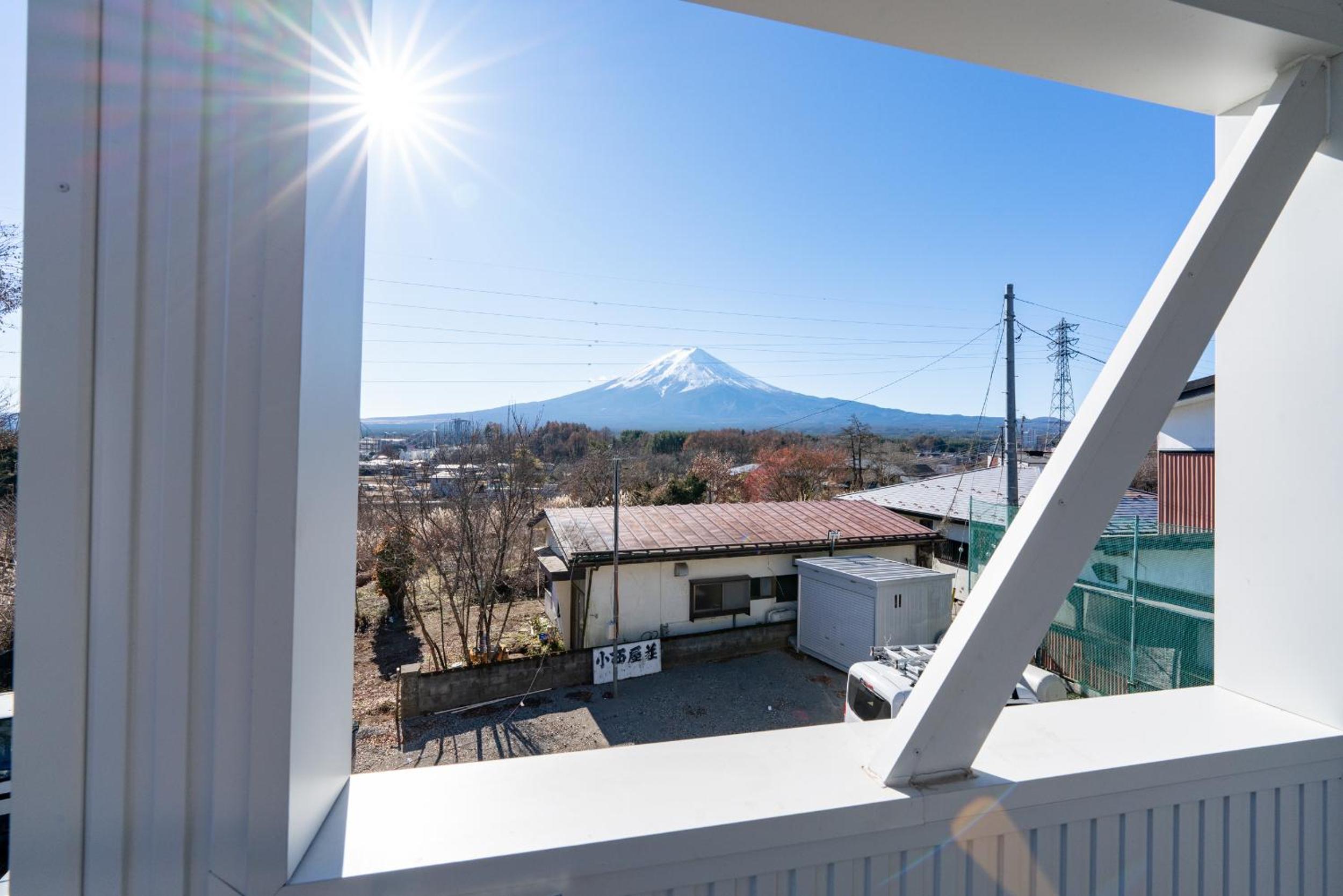 Tomarigi Perch とまりぎ - 10 minutes to Kawaguchiko Station, 5 Double Bedding, 10 PAX, 4 minutes to Seven Eleven, Kawaguchiko Bus 9 minutes, Fuji-Q Highland 1 