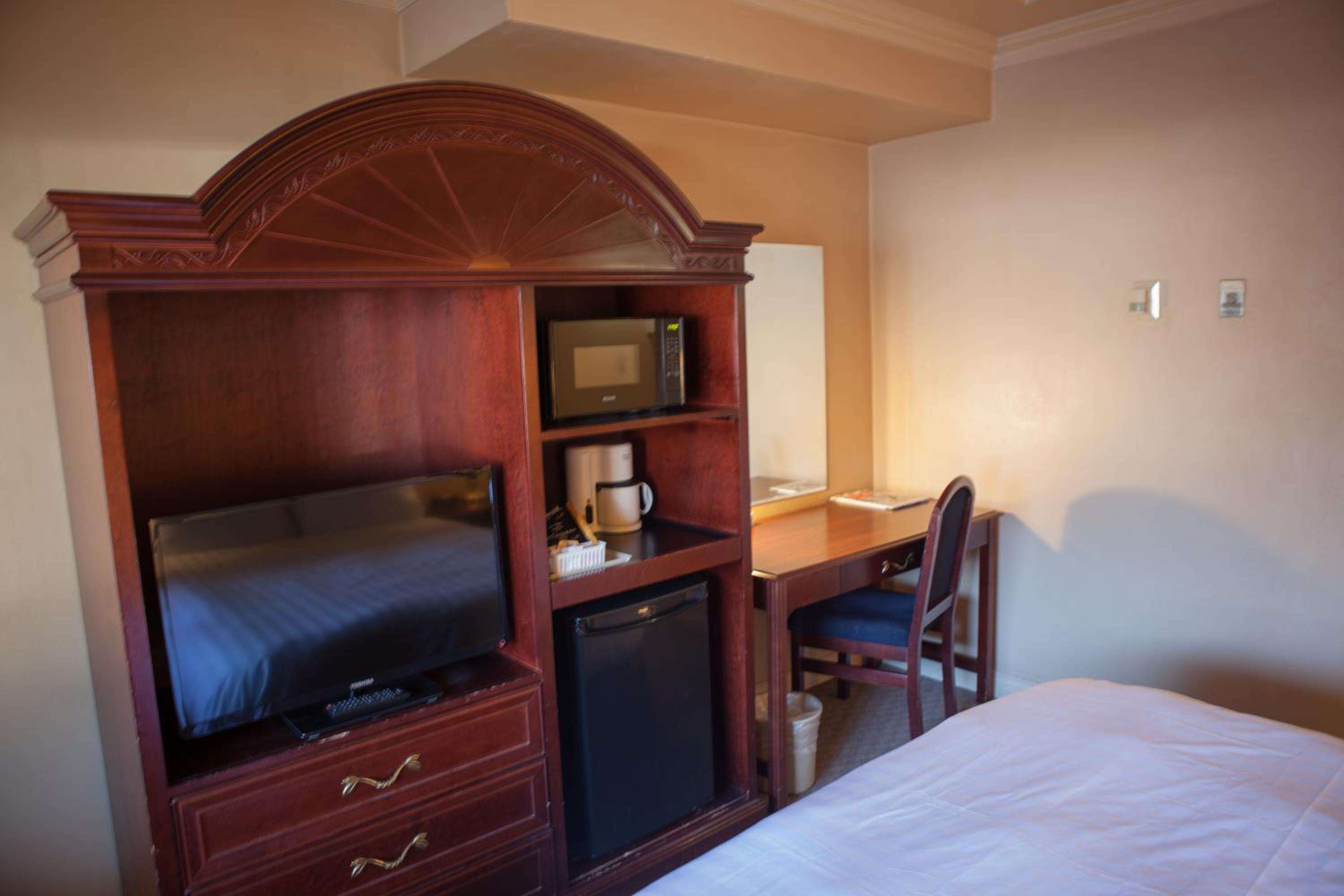 Revelstoke Lodge