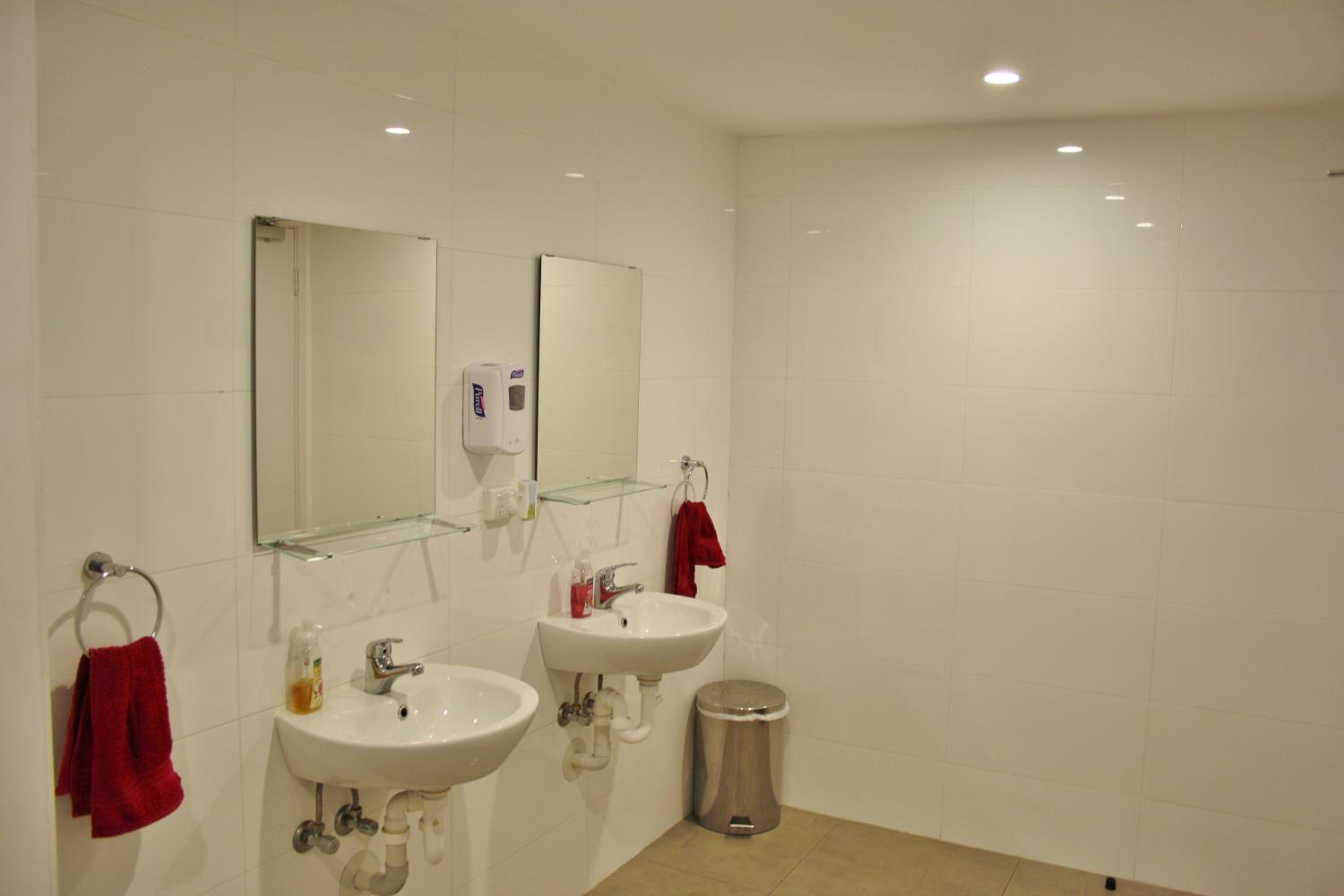 Quokka Backpackers Hostel Perth - note - Valid passport required to check in