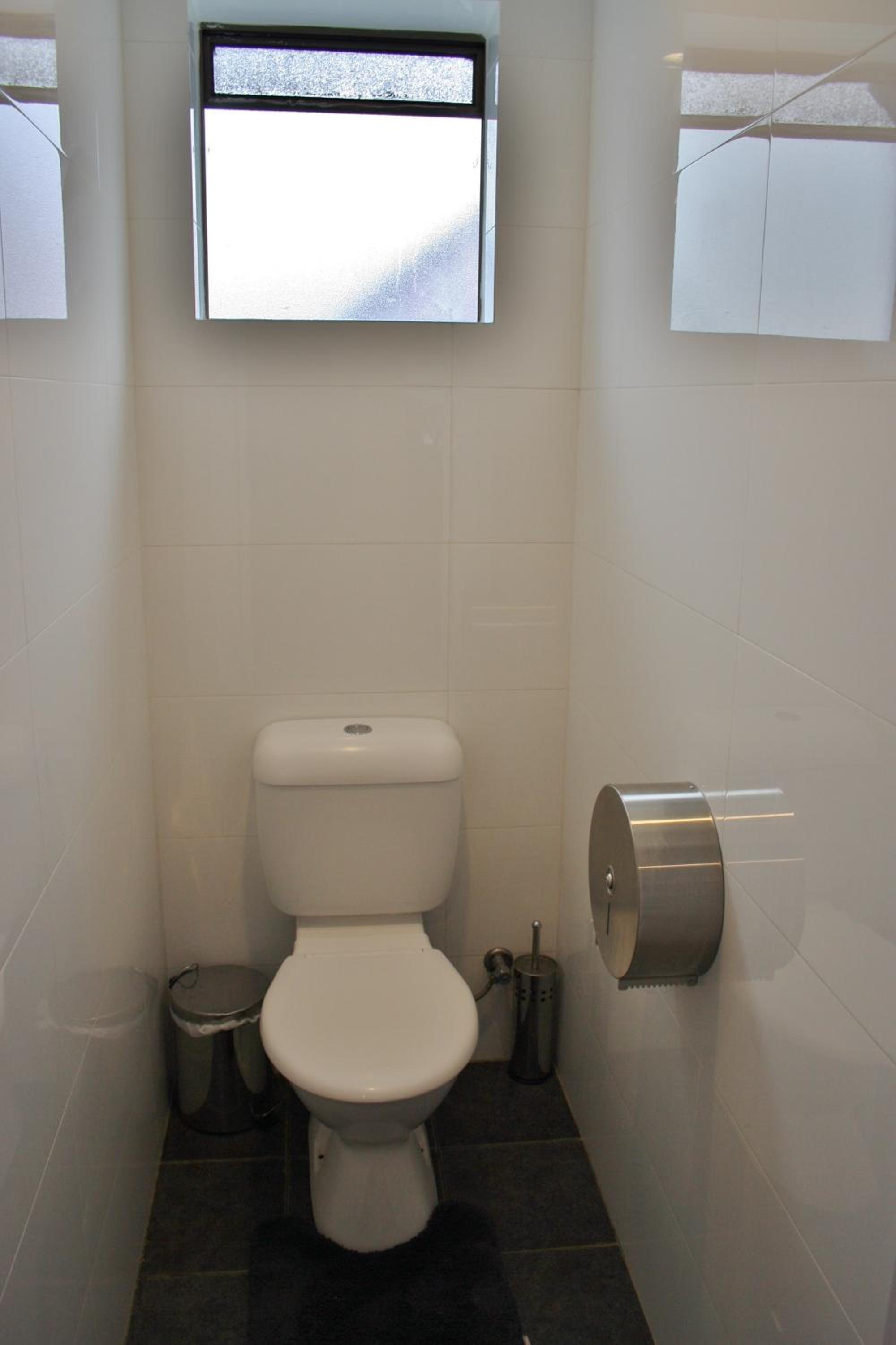 Quokka Backpackers Hostel Perth - note - Valid passport required to check in