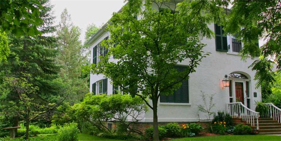 Historic Lyons House - Property Image 31