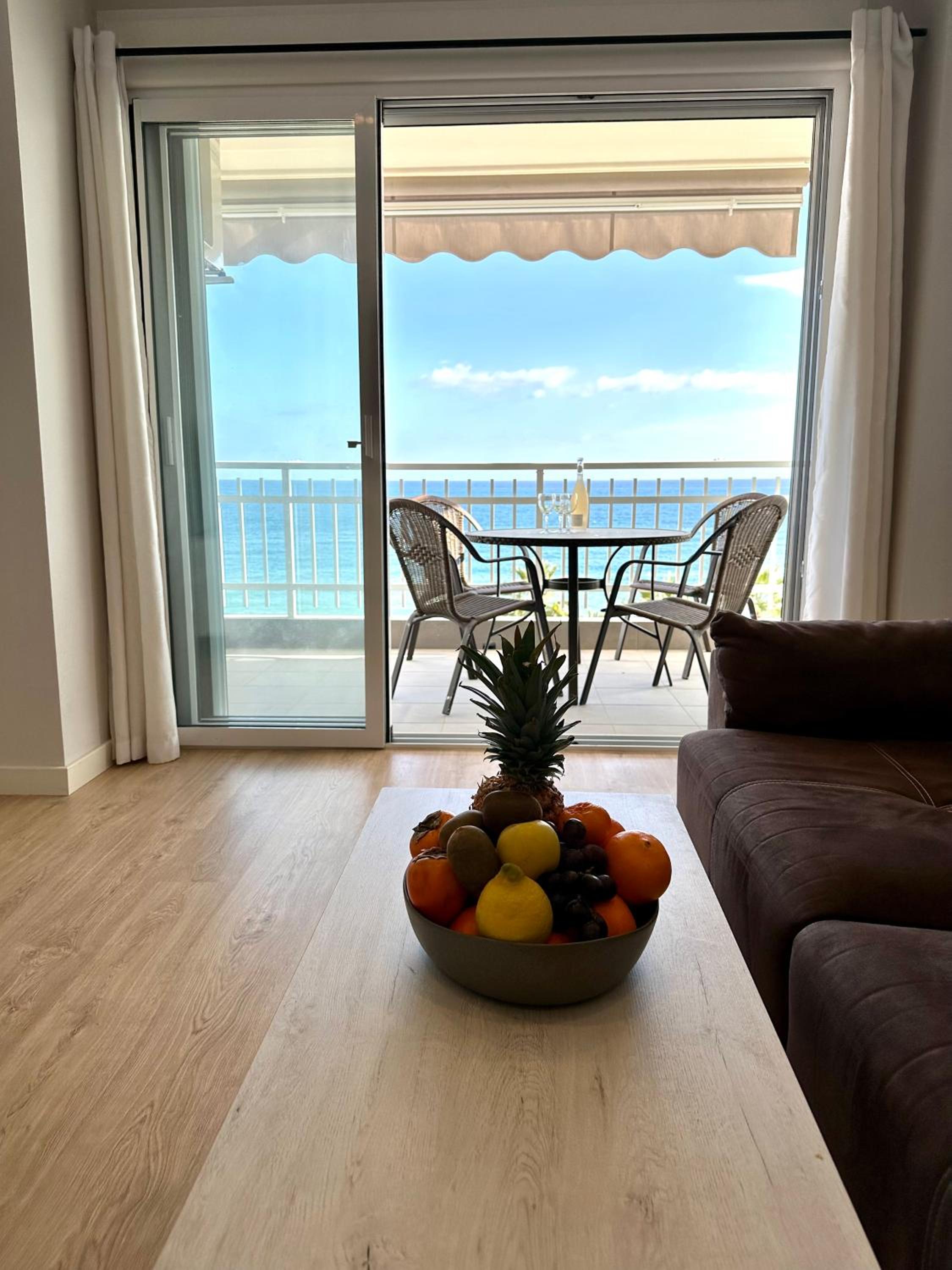Horizonte 3 Charming apartment with breathtaking sea view at first line of Fuengirola beach