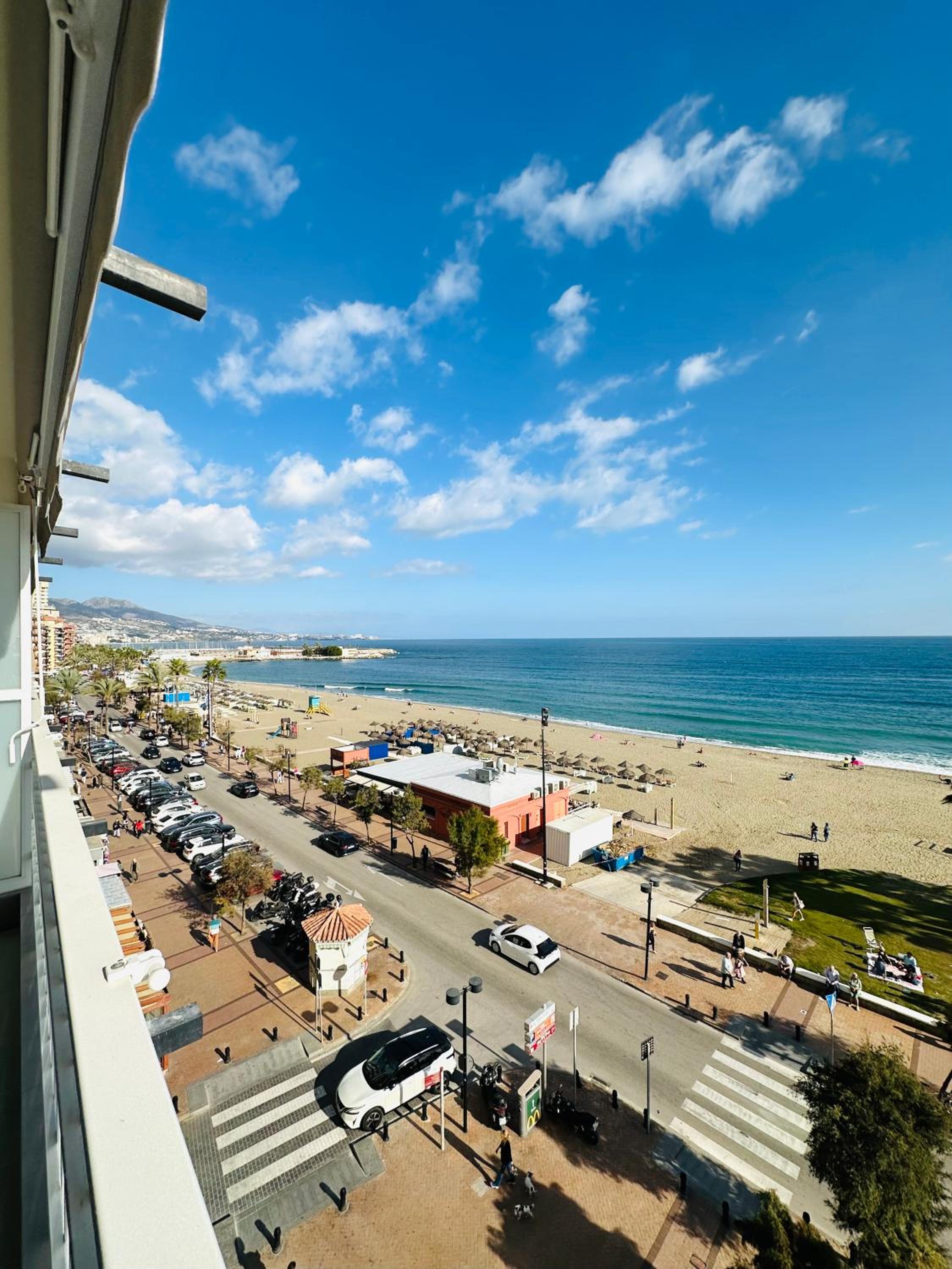 Horizonte 3 Charming apartment with breathtaking sea view at first line of Fuengirola beach