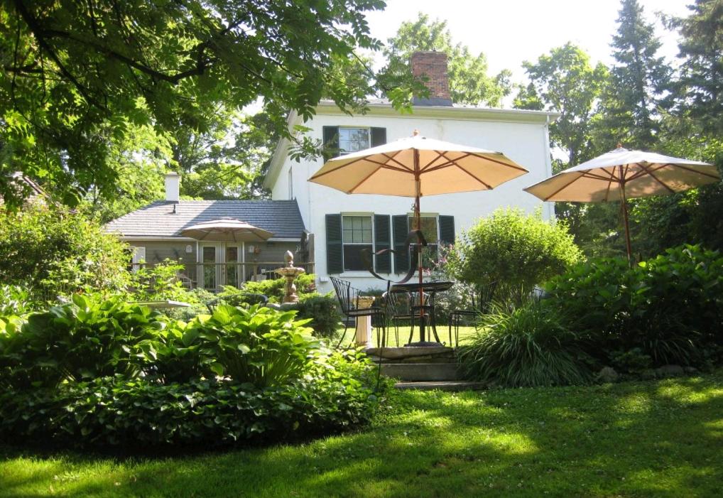 Historic Lyons House - Property Image 21