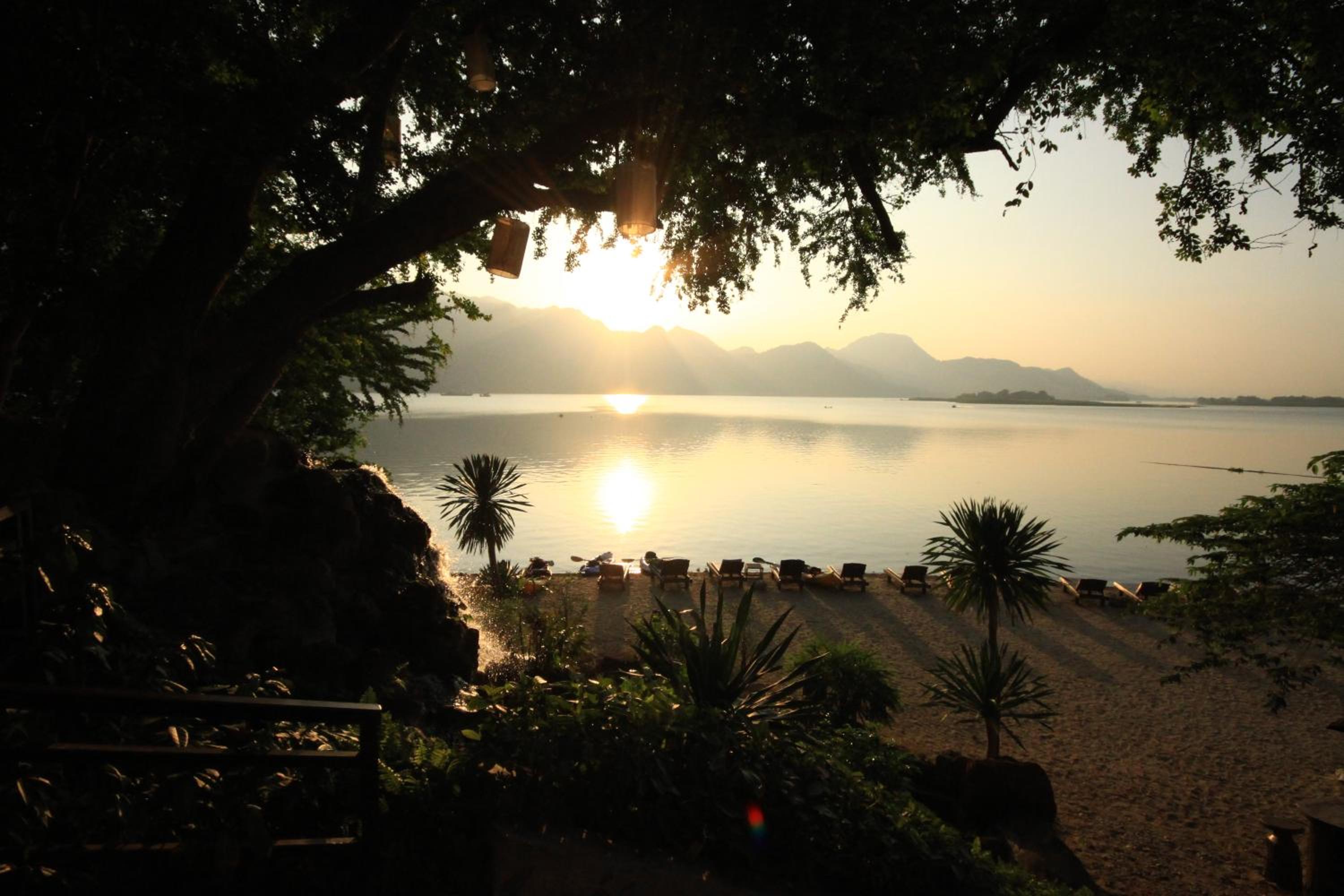 Monsane River Kwai Resort