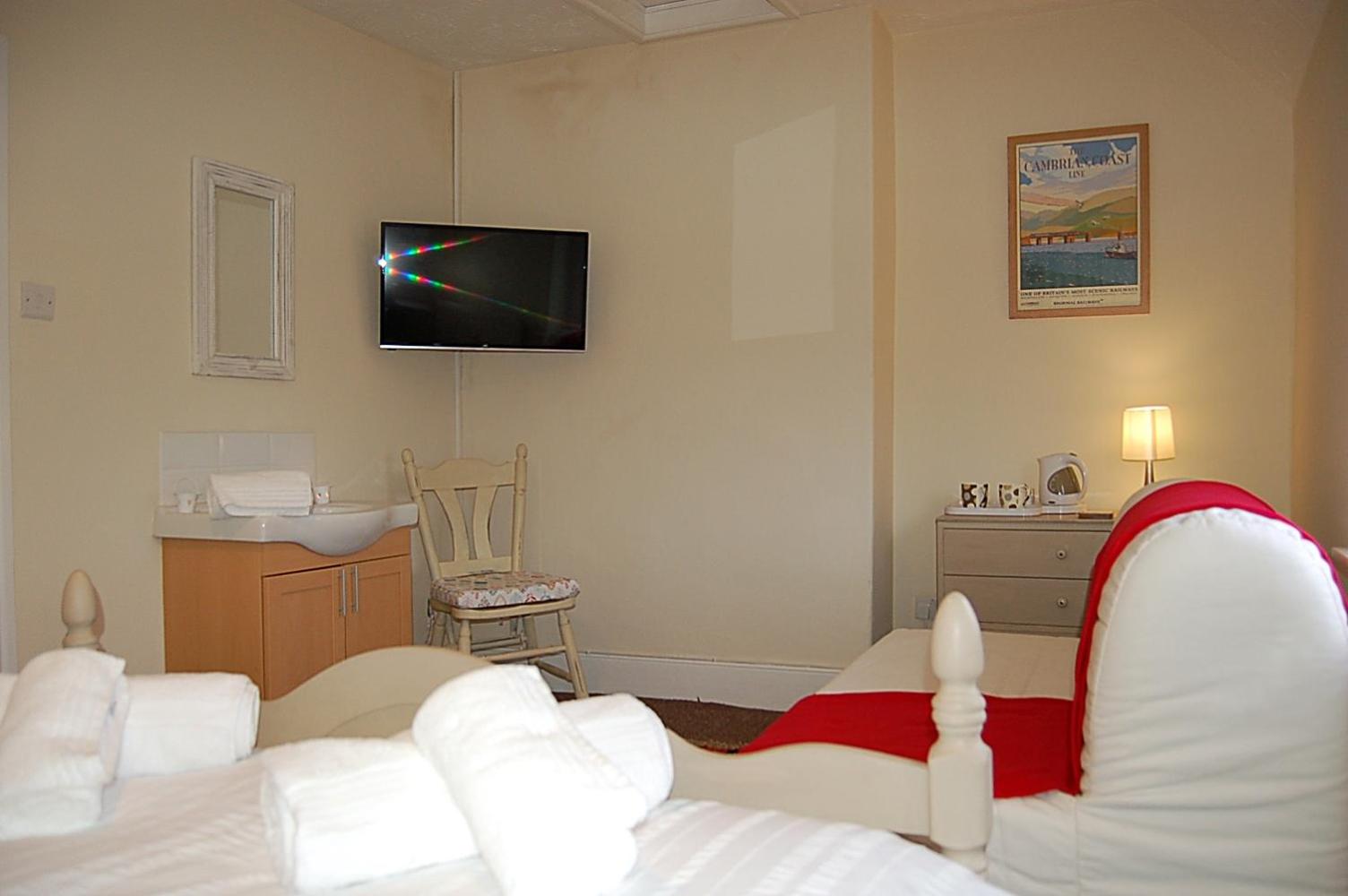 Saint Cadfans Lodge