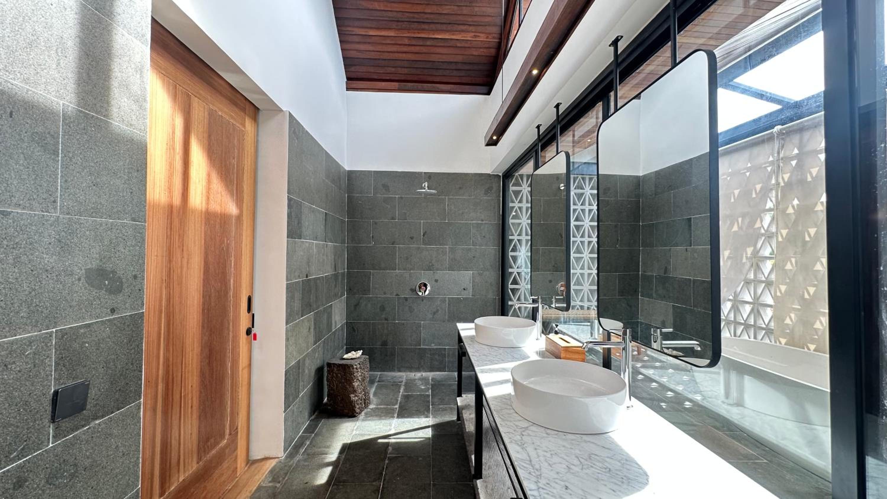Krisna Forest Villa - 3 Bedrooms, Bingin Pecatu
