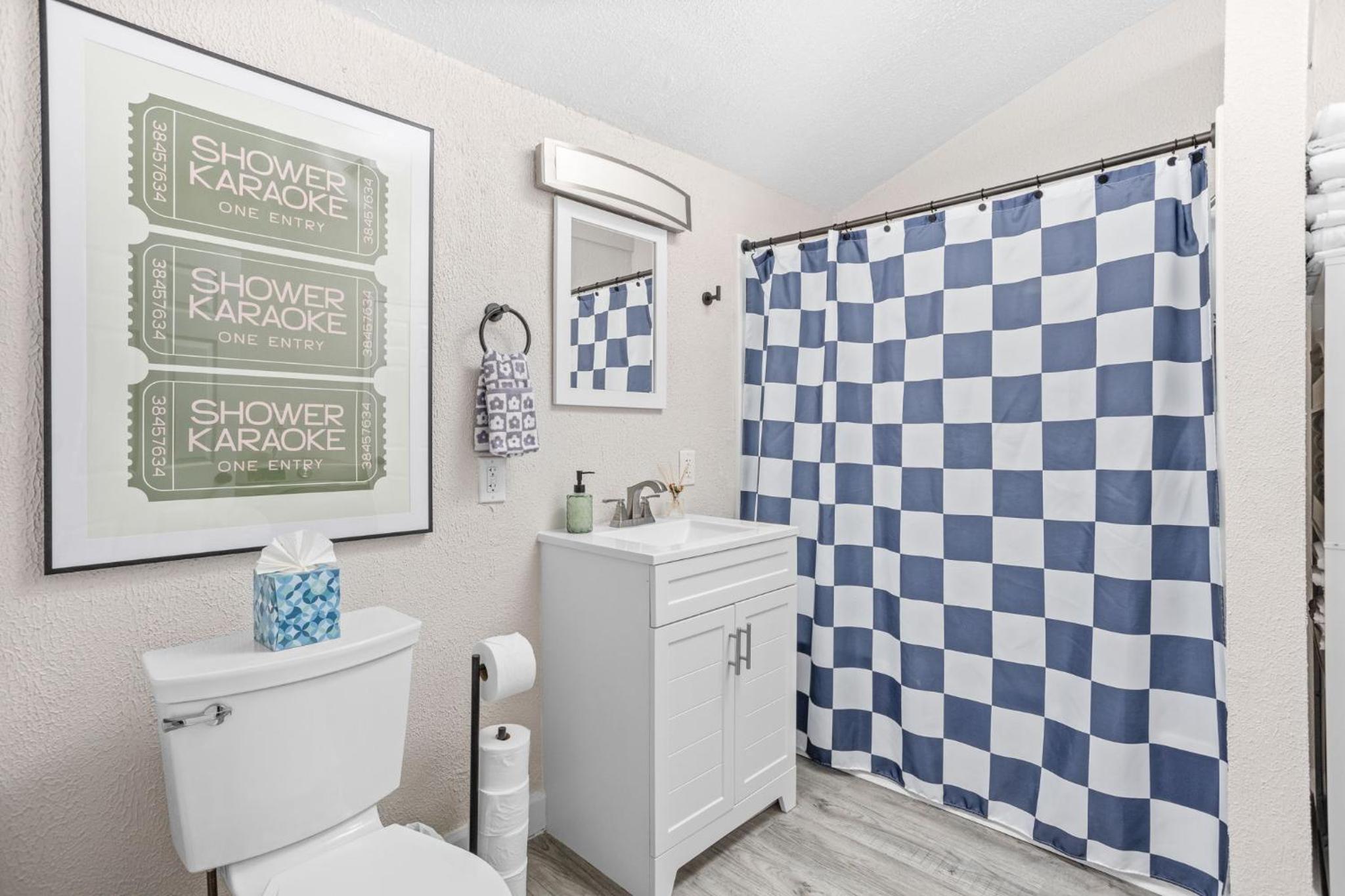 3BR Family-Friendly Home Near Downtown Indy & Game Room