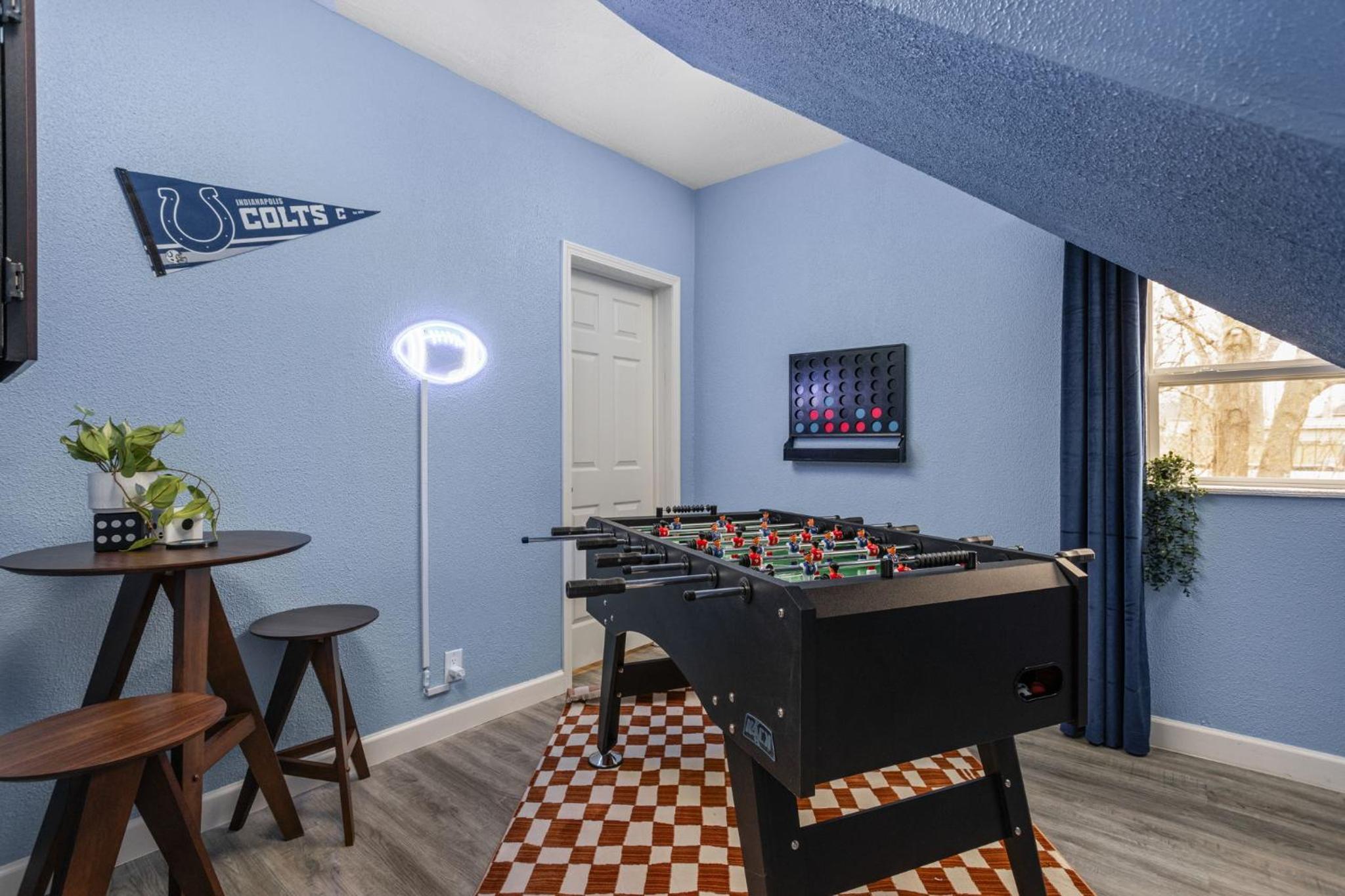 3BR Family-Friendly Home Near Downtown Indy & Game Room