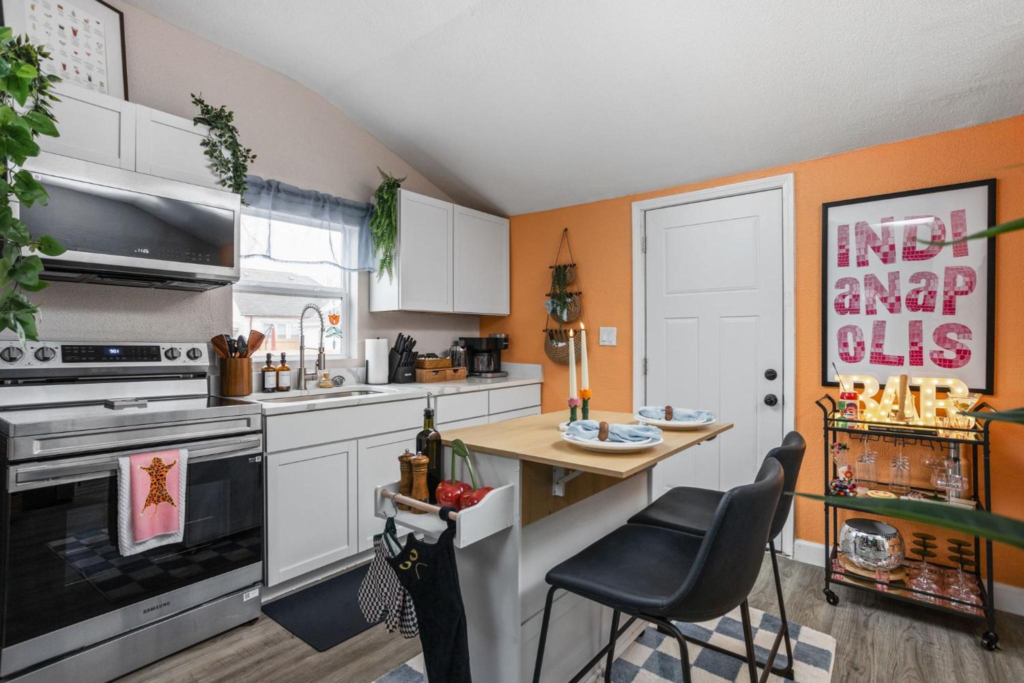 3BR Family-Friendly Home Near Downtown Indy & Game Room
