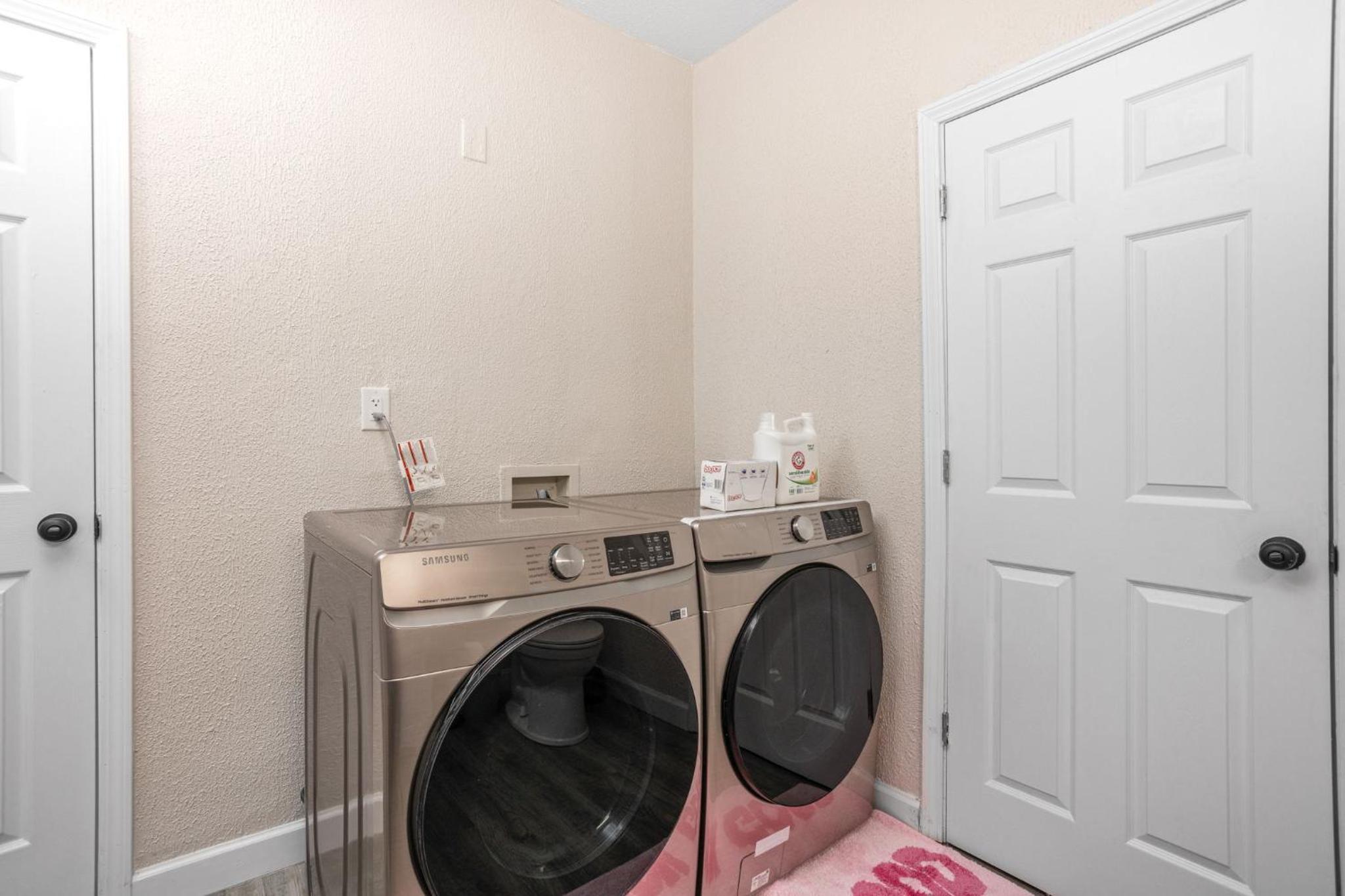 3BR Family-Friendly Home Near Downtown Indy & Game Room