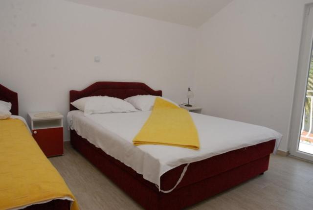 Photo 48