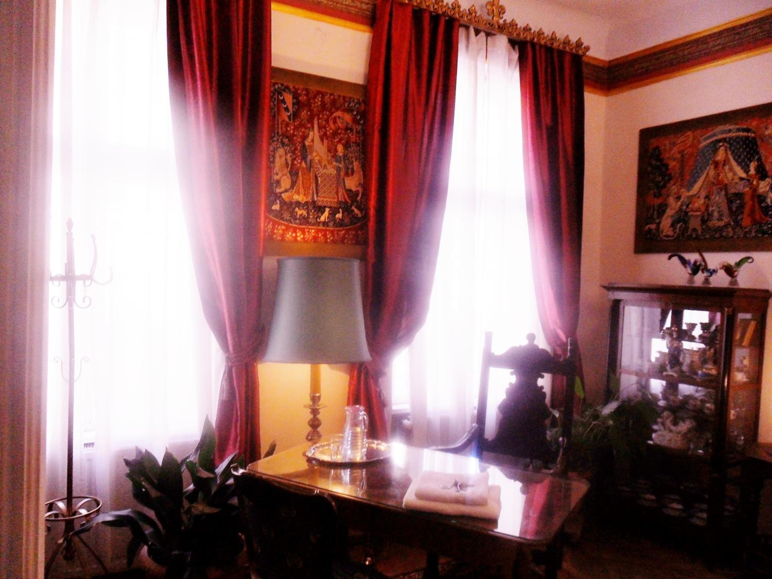 Luxury near Castle