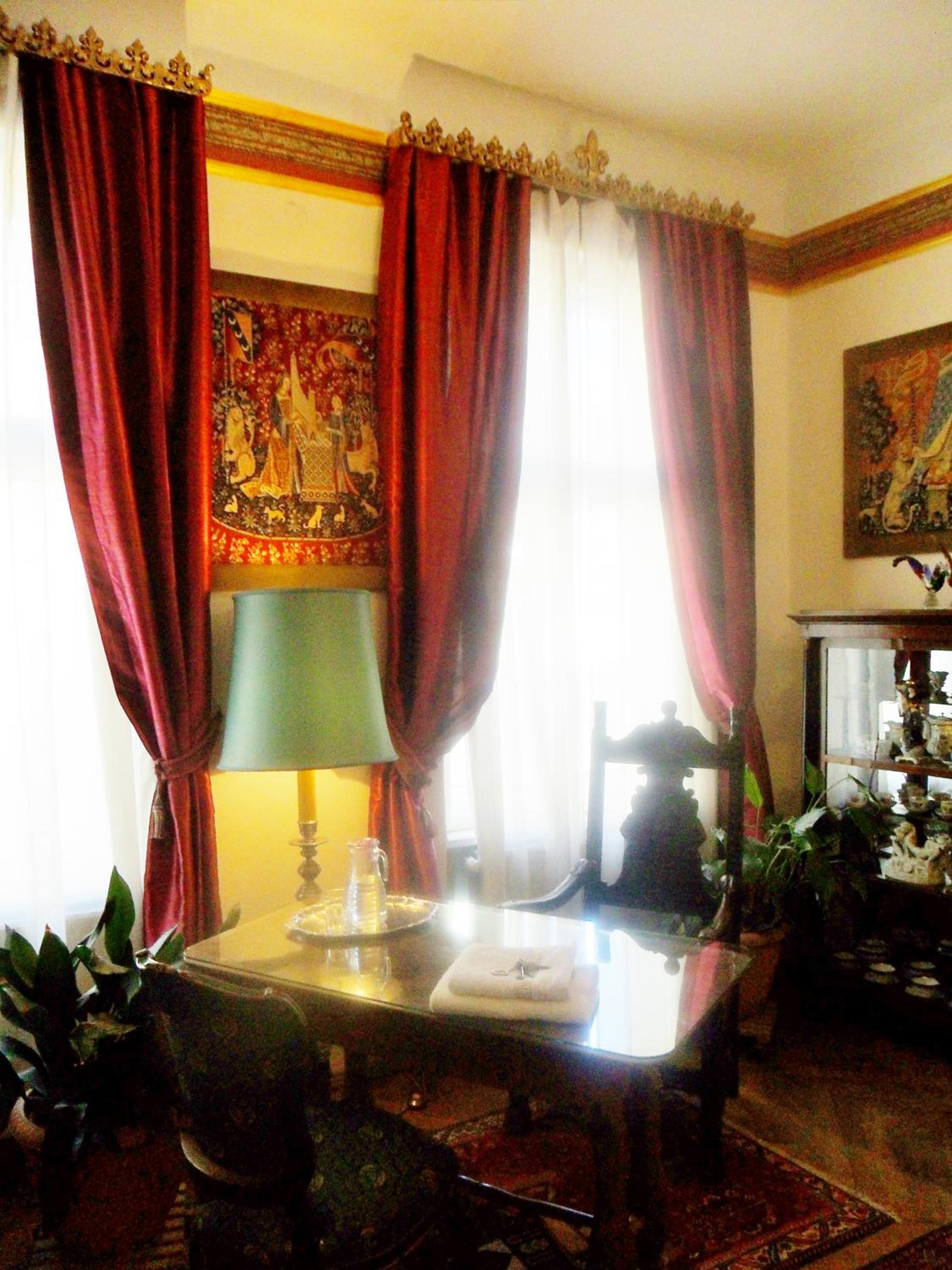 Luxury near Castle