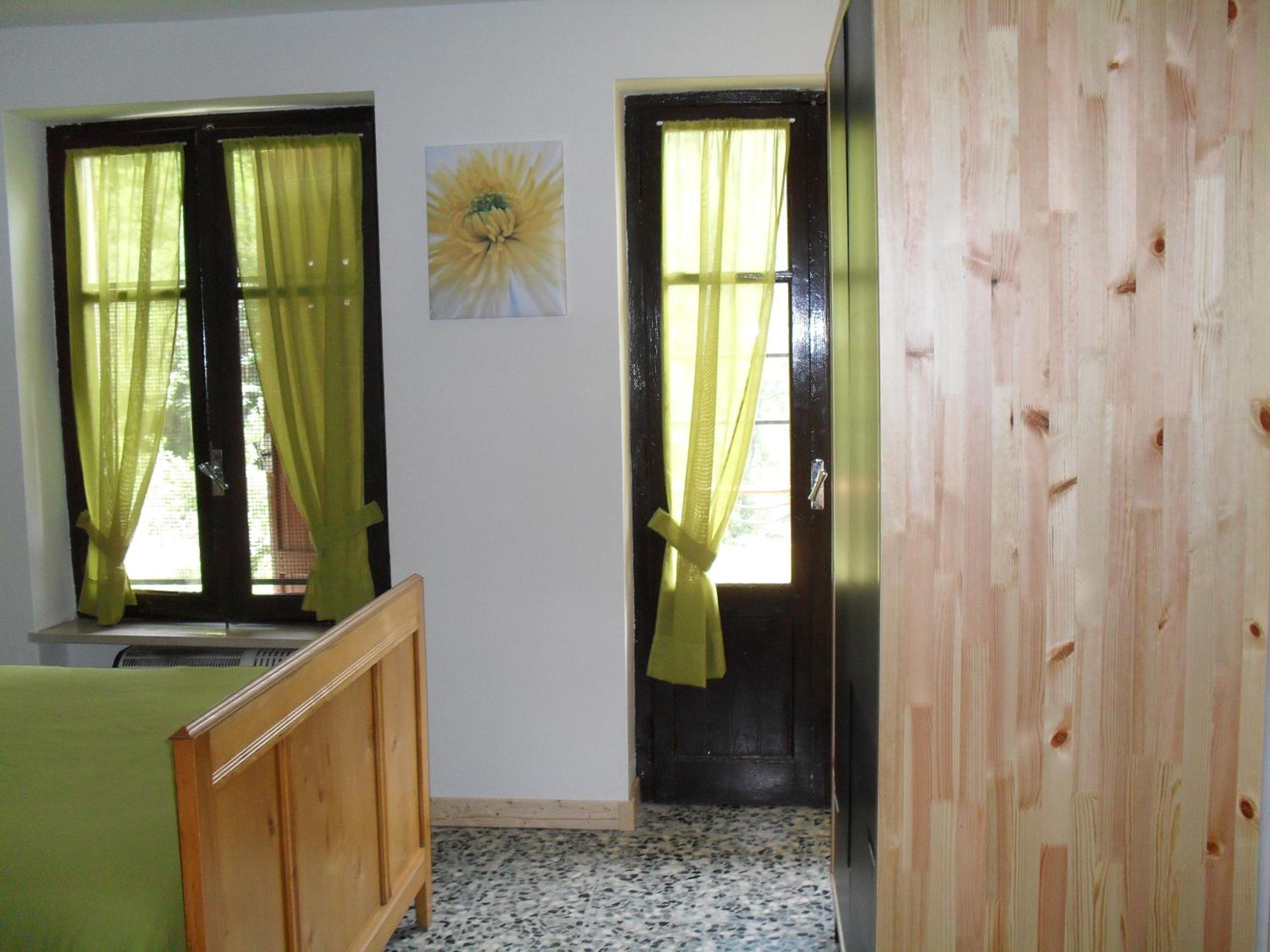 Photo 28