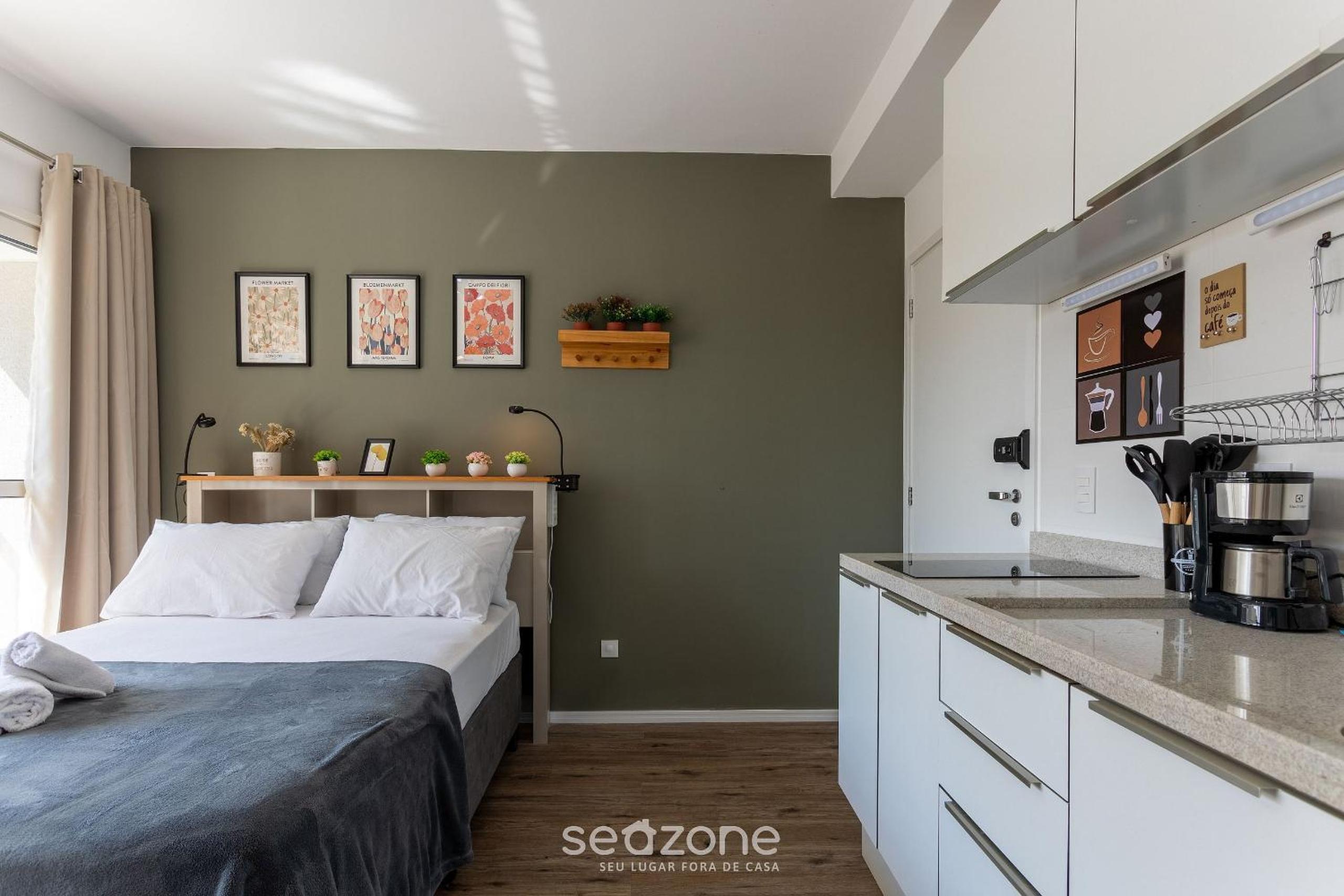 Studio w/ pool near Morumbi Shopping Mall JBN0043