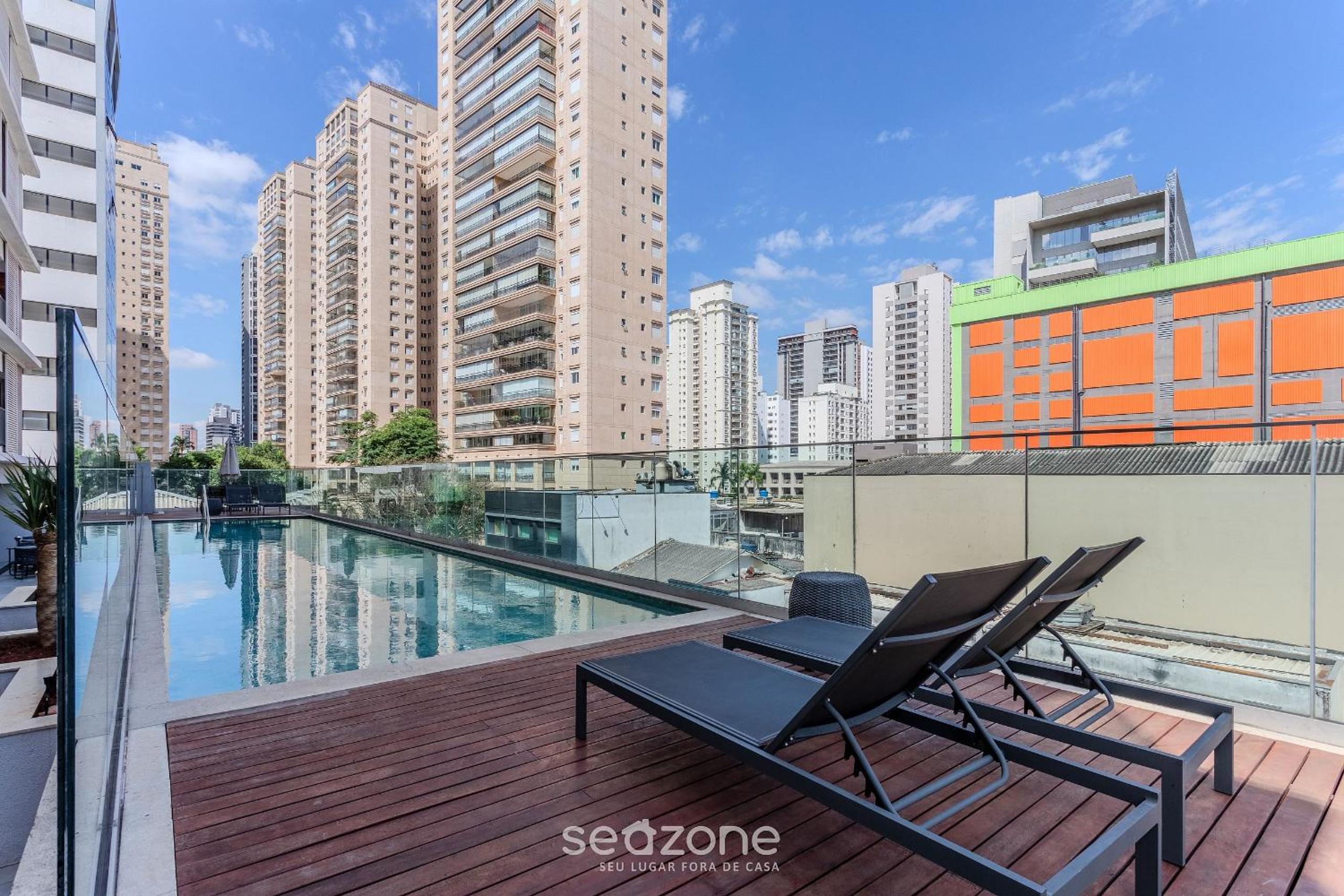 Studio w/ pool near Morumbi Shopping Mall JBN0043