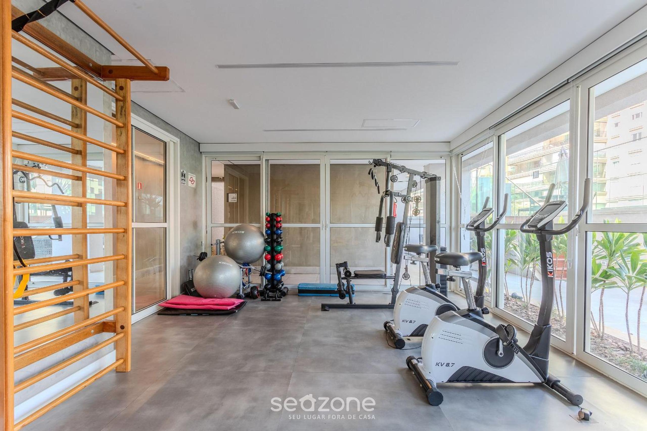 Studio w/ pool near Morumbi Shopping Mall JBN0043