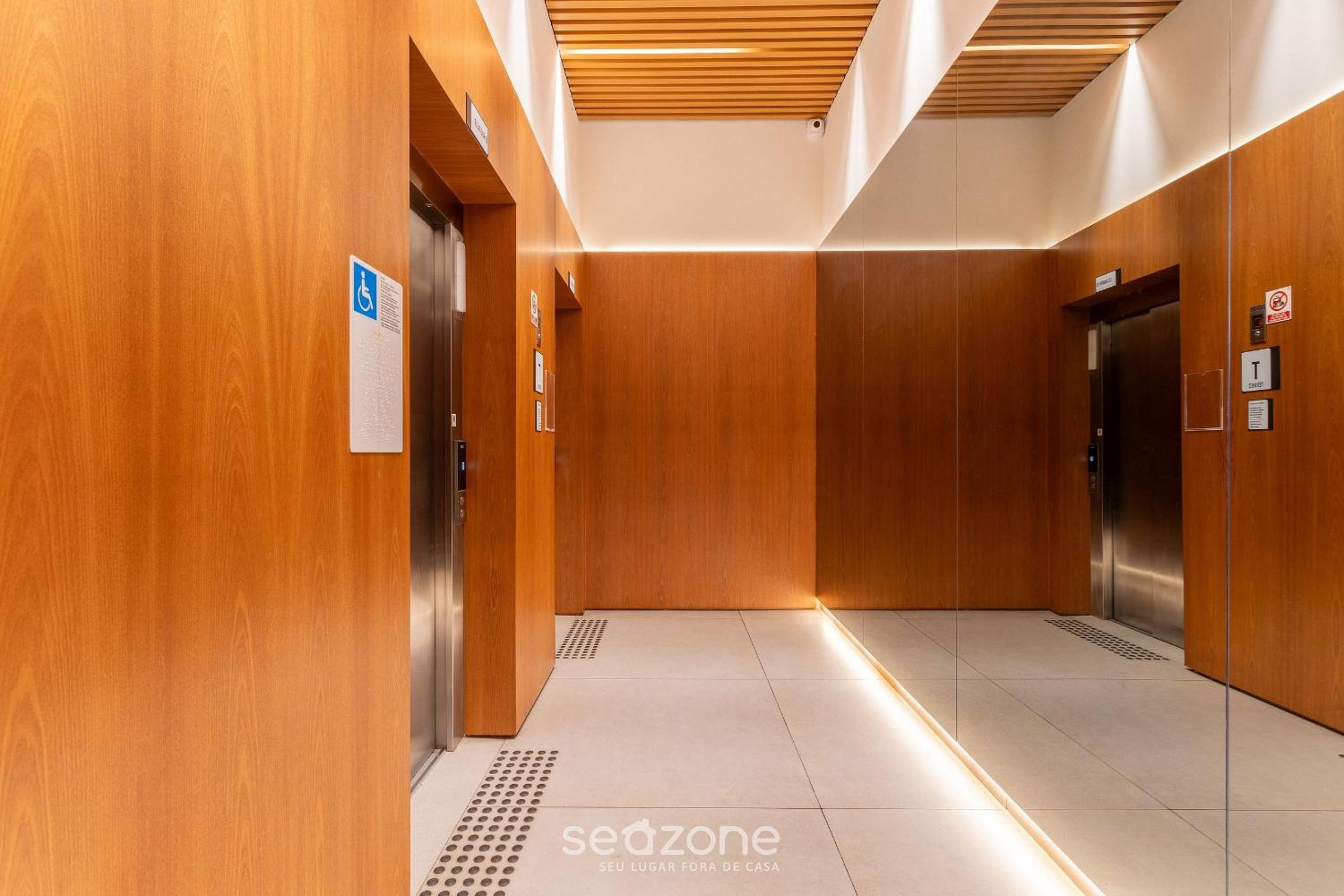 Studio w/ pool near Morumbi Shopping Mall JBN0043