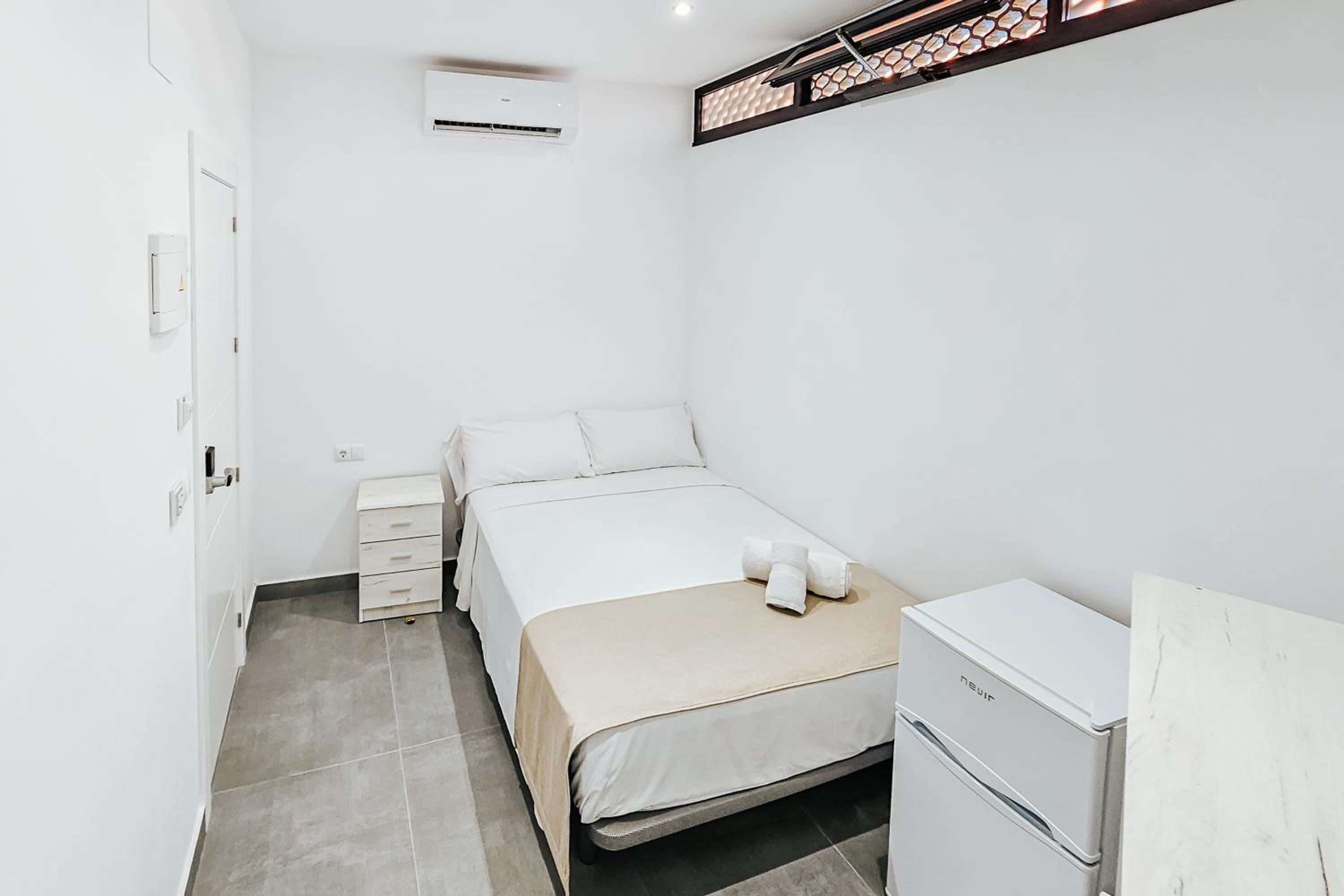 Ro's Lil Suites San Juan Alicante