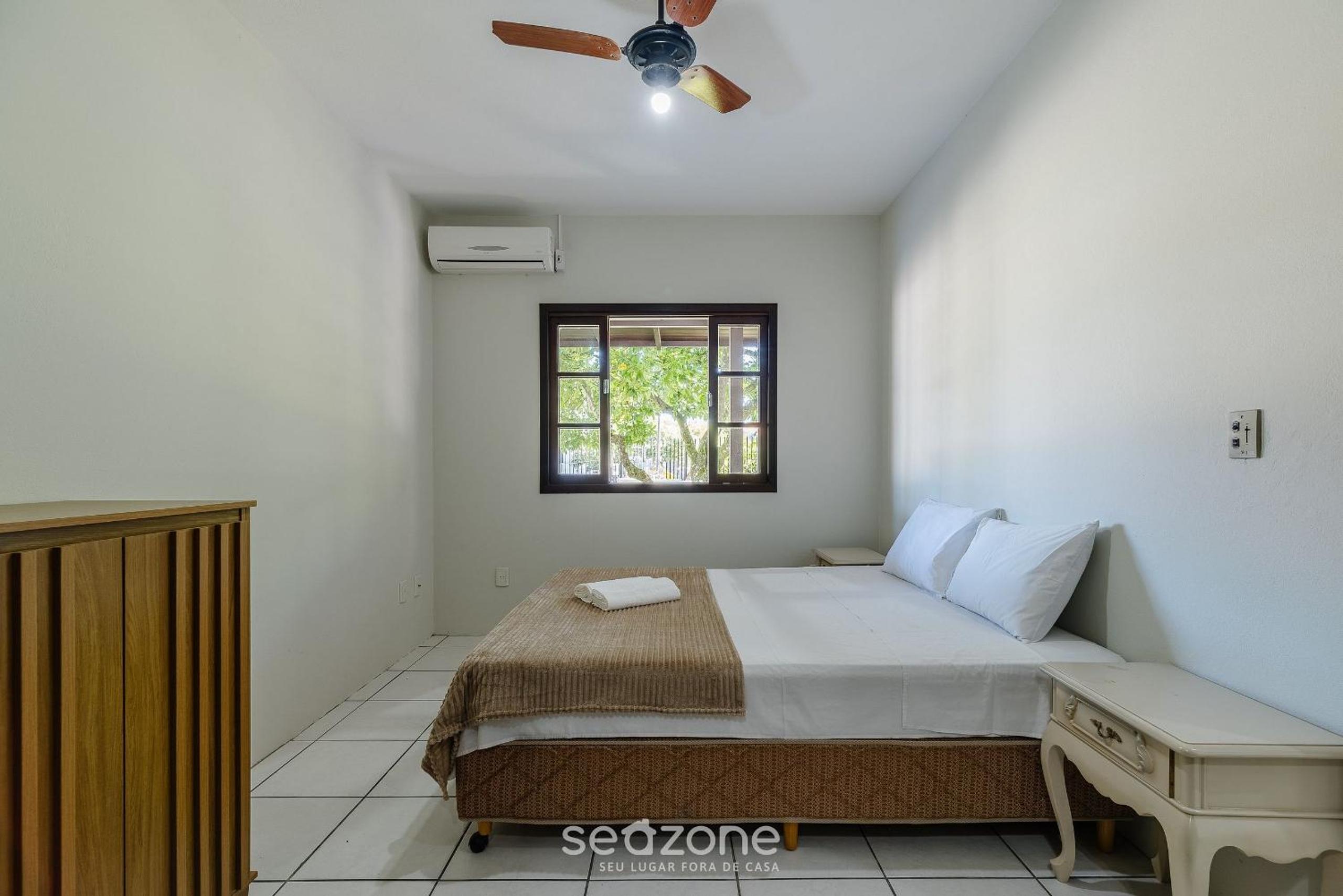 3BR Home w/ BBQ 140m from the beach RAE0126