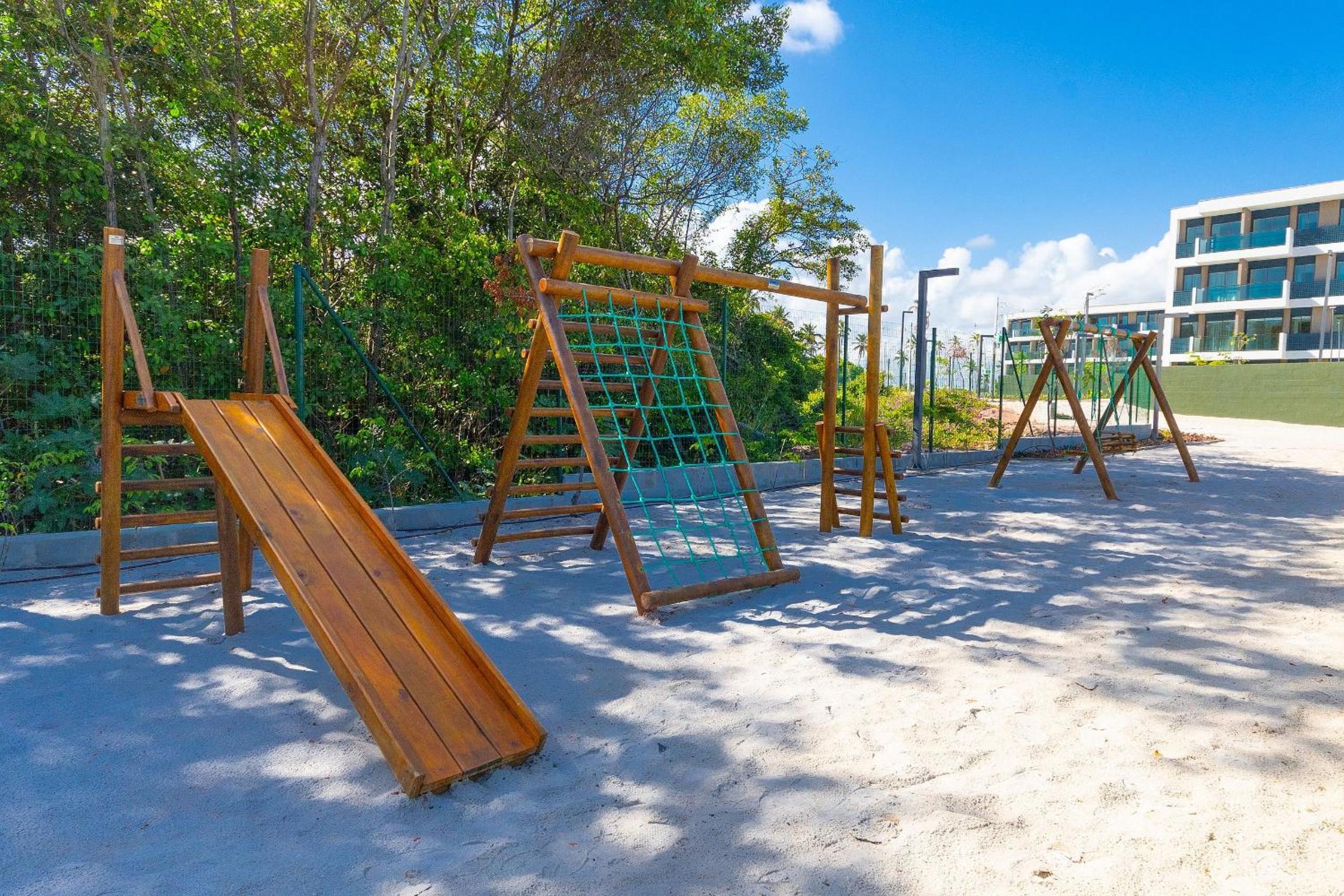 Makia Beach #D307 - Flat com varanda por Carpediem