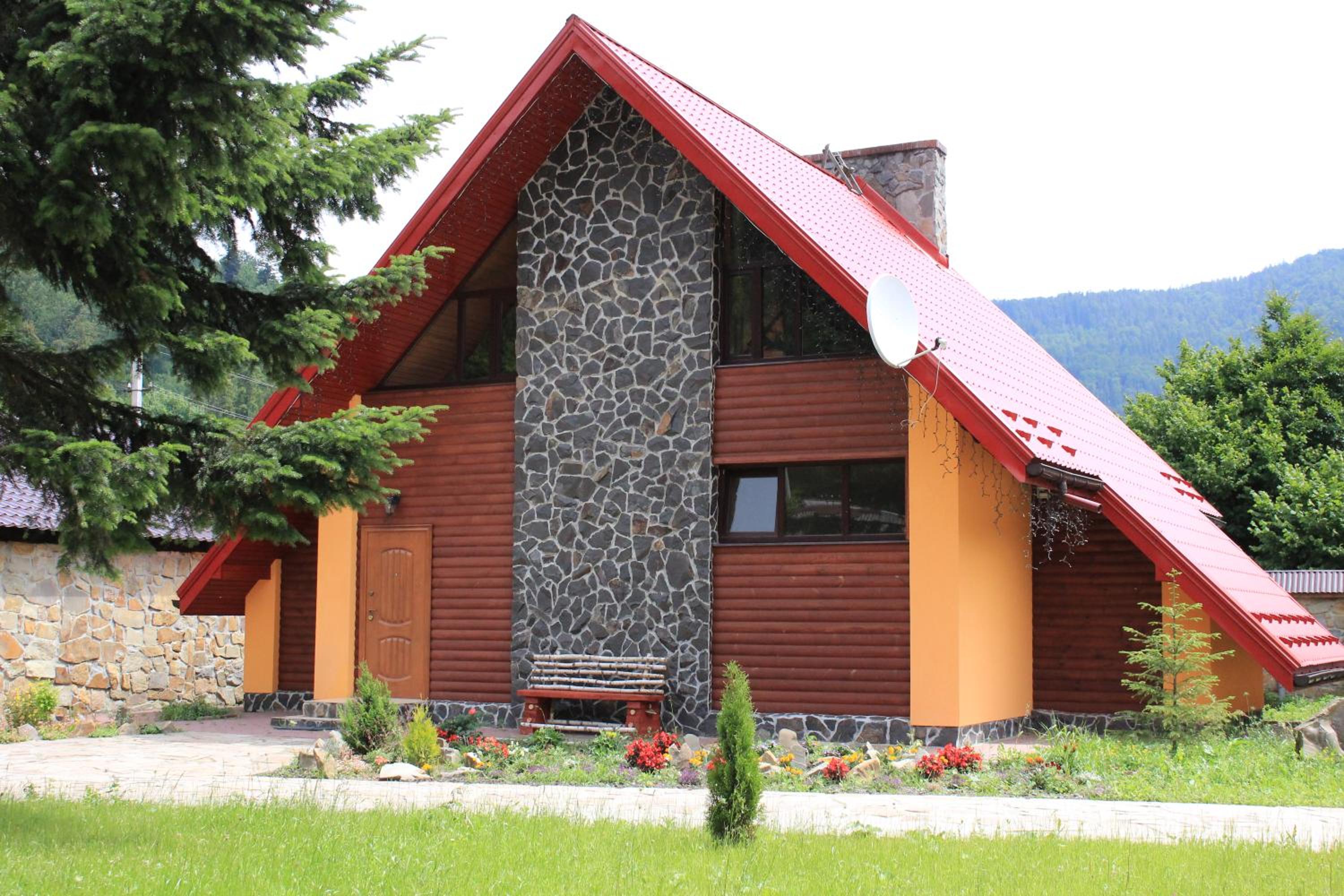 Sokolyne gnizdo view 4