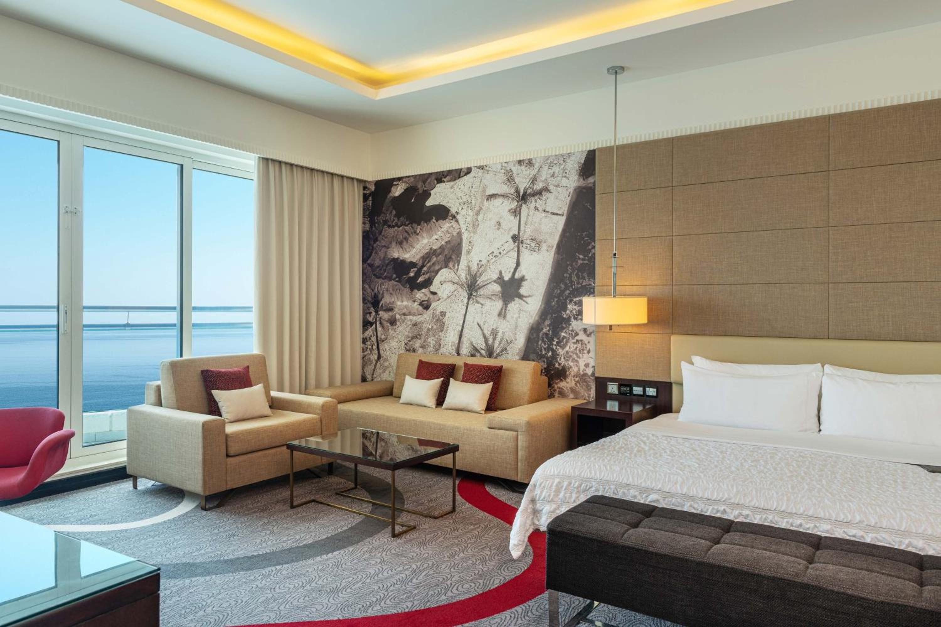 Le Meridien Al Aqah Beach Resort