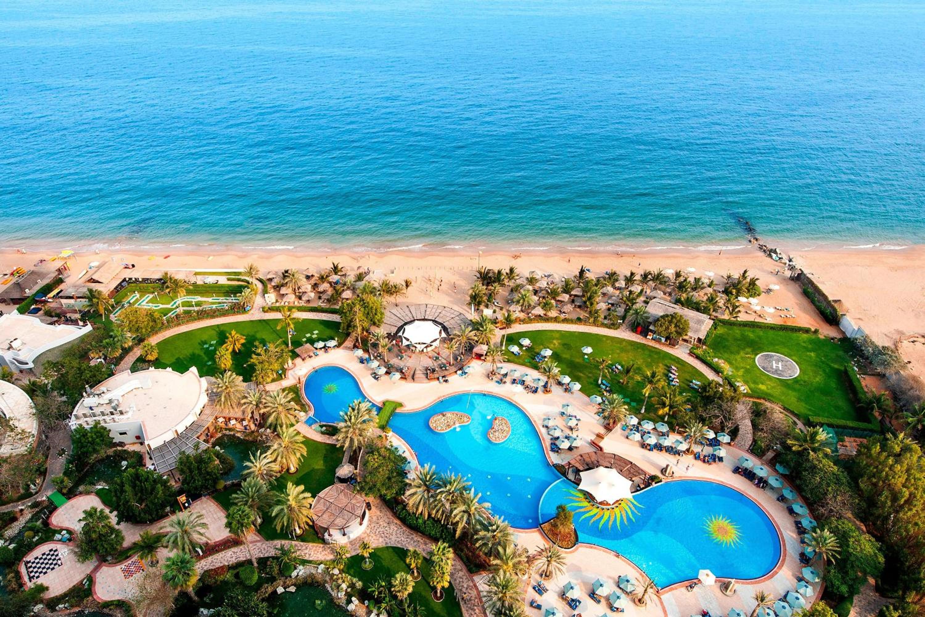 Le Meridien Al Aqah Beach Resort