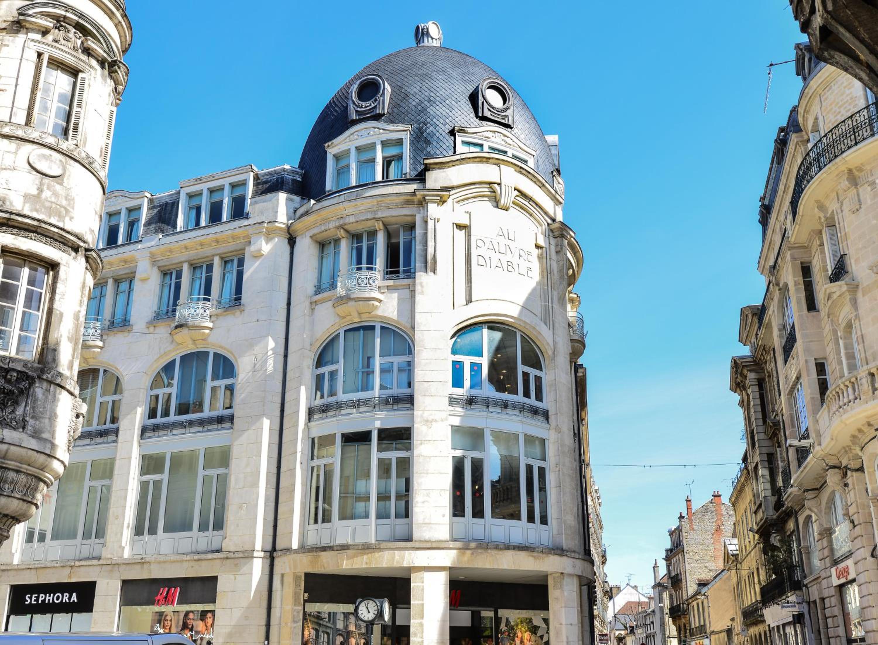 Hotel City Loft Apparthotel - Image 1