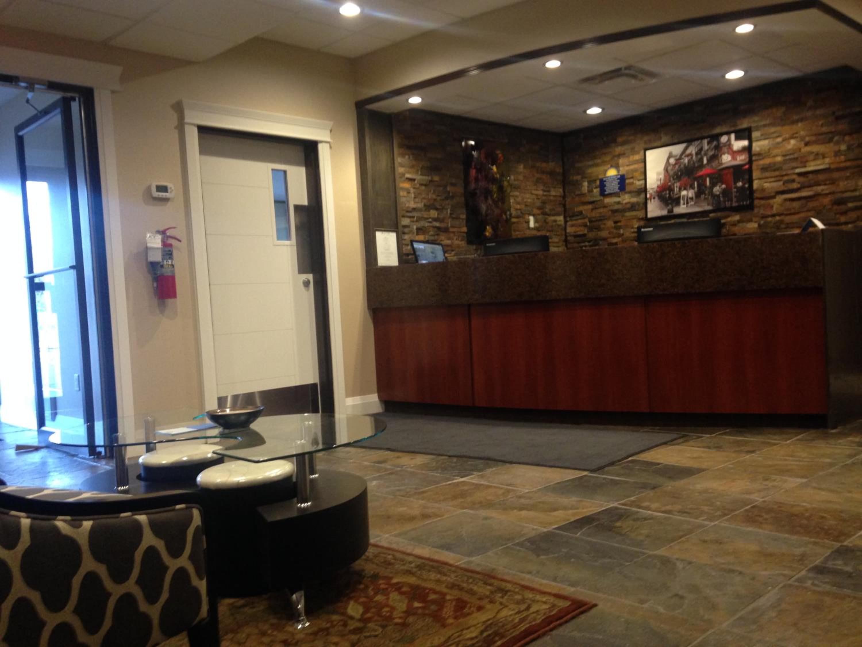 Days Inn by Wyndham Sylvan Lake