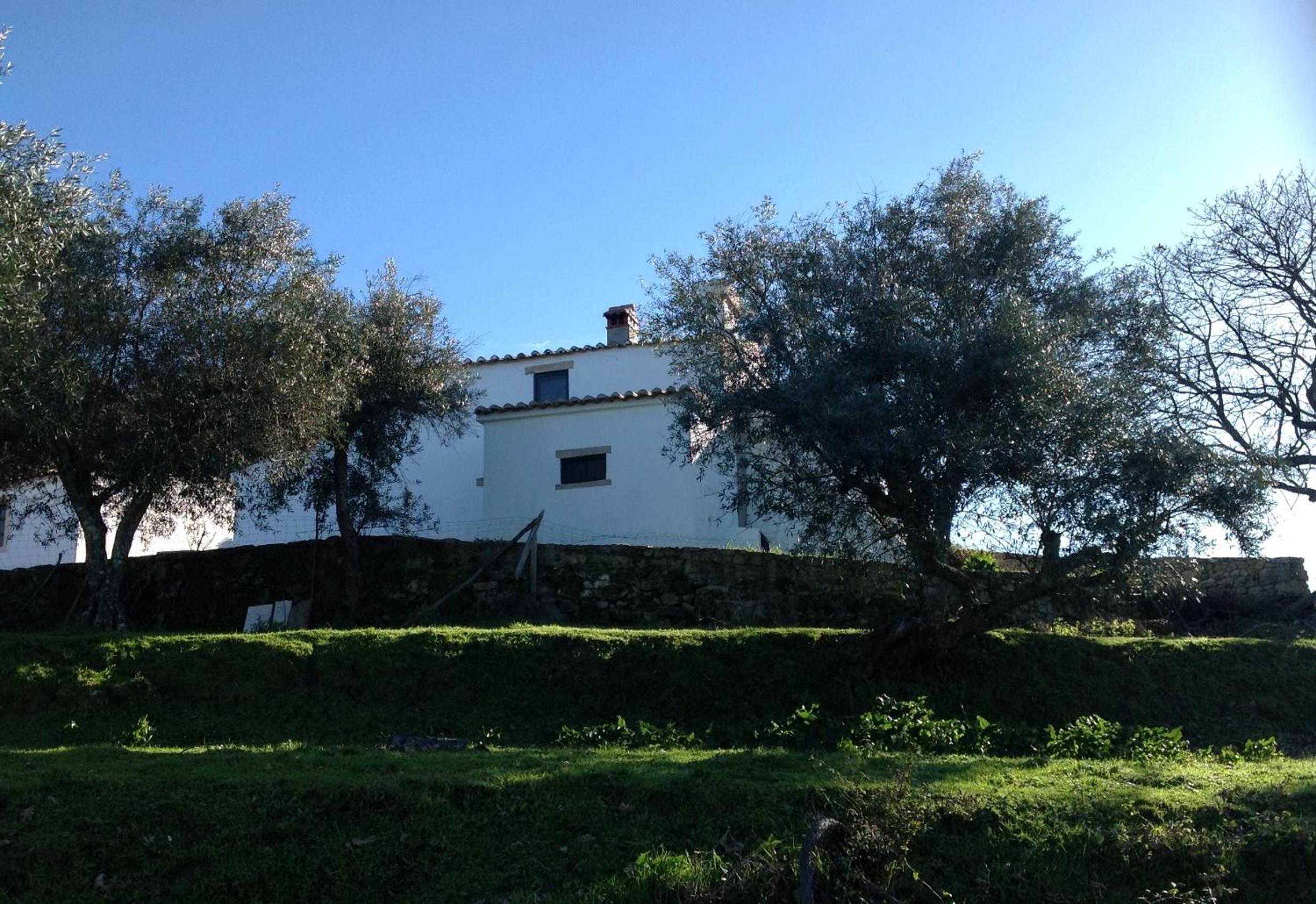 Refugio da Maceira view 2