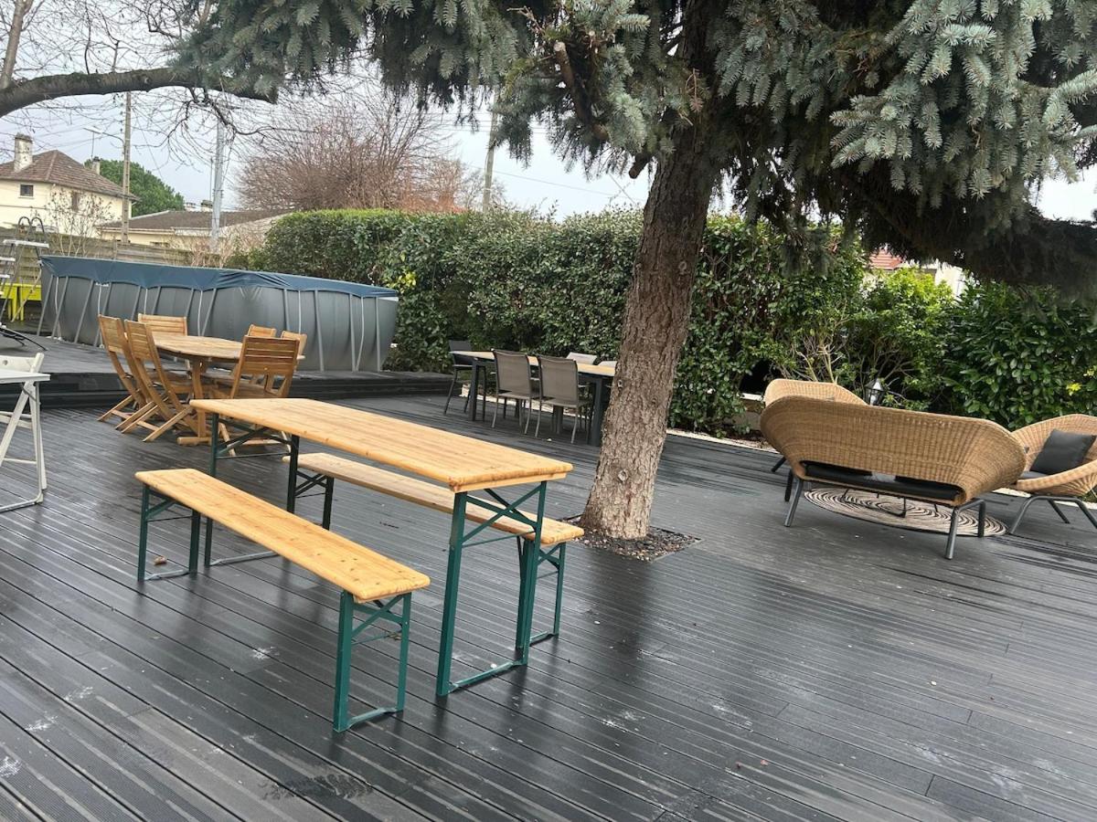 Villa Maxonale près de Paris avec Piscine Chauffée, Sauna et Jacuzzi