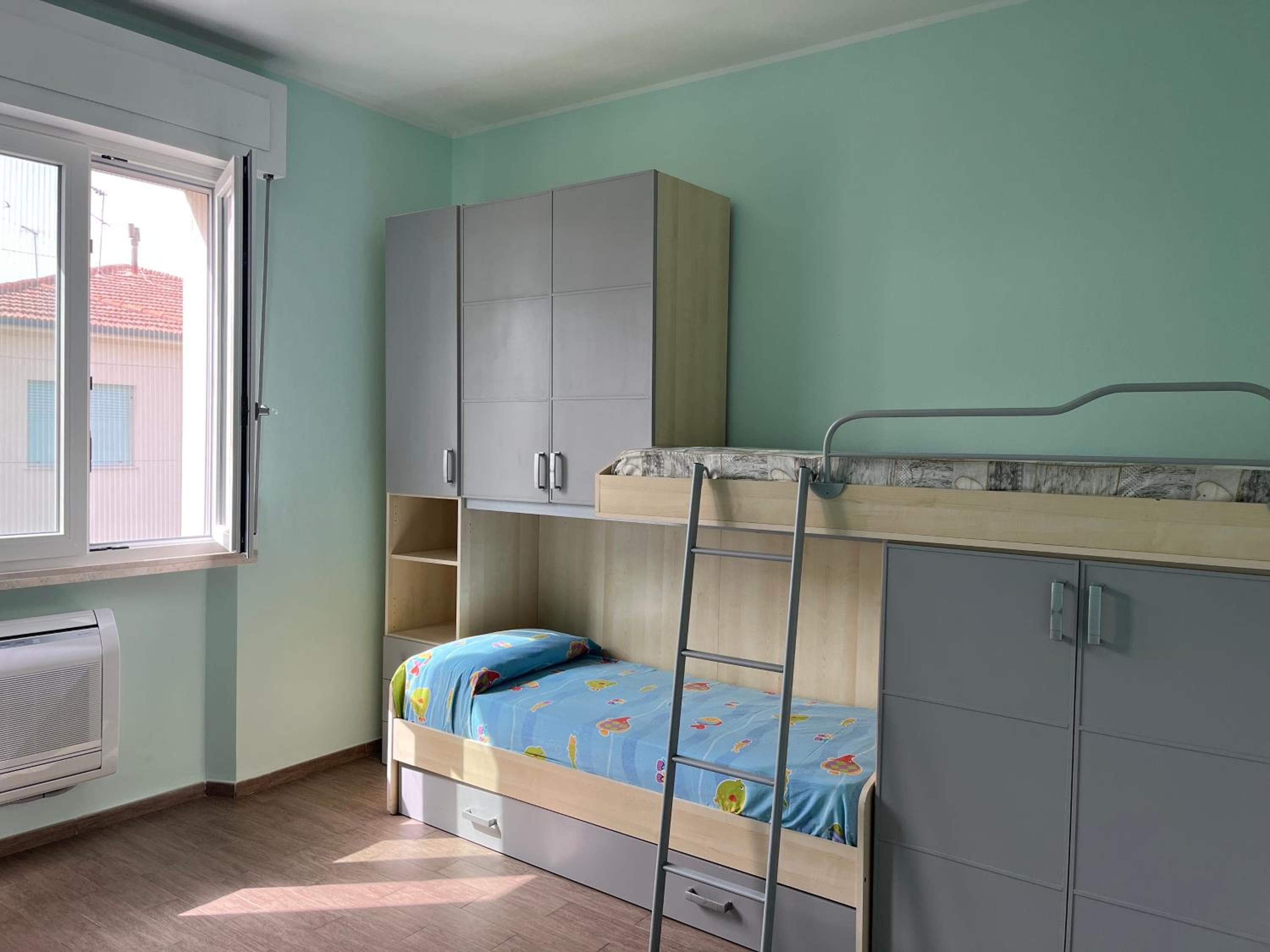Photo 31