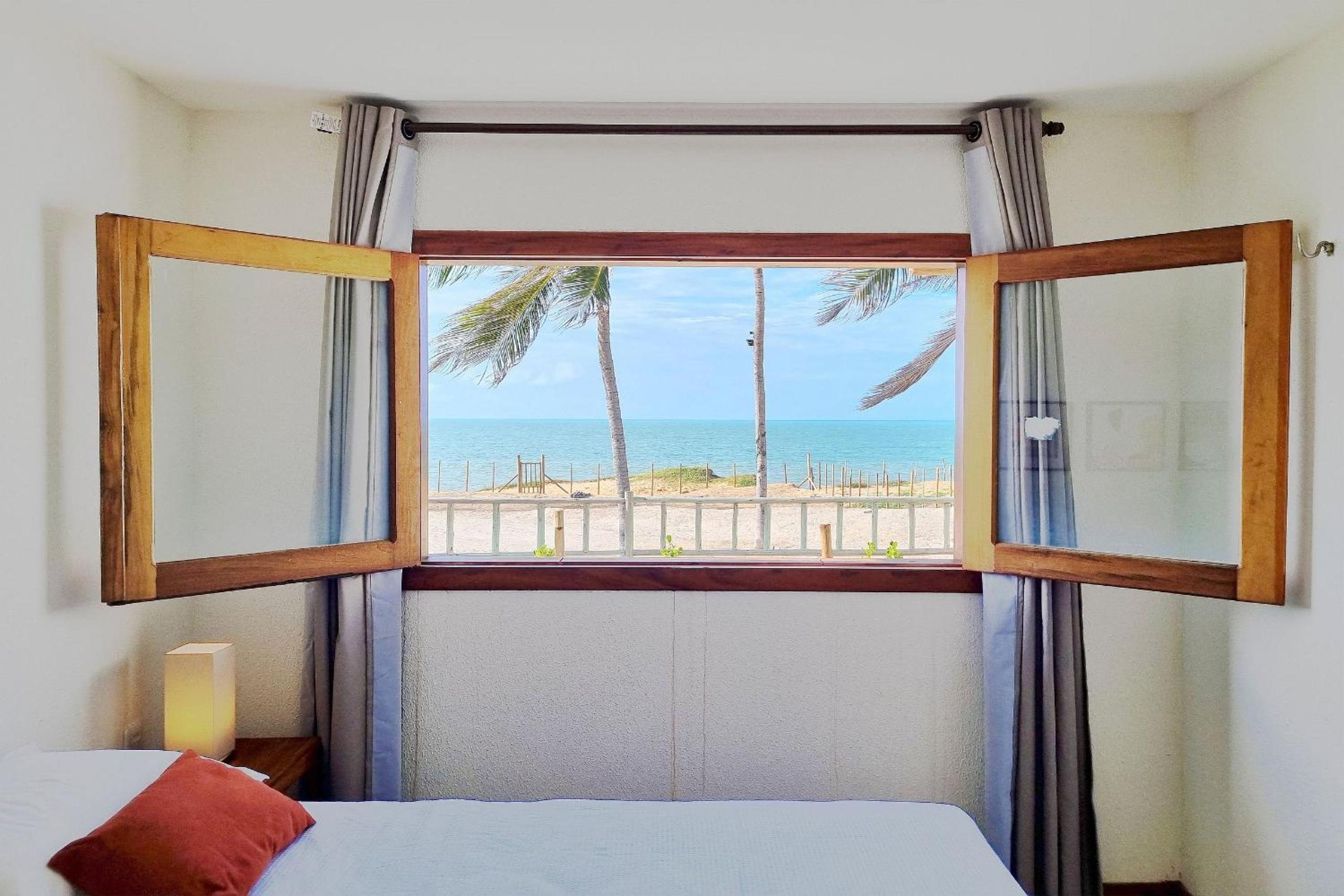 The Point Bungalow on the sand in Fortim By Carpediem