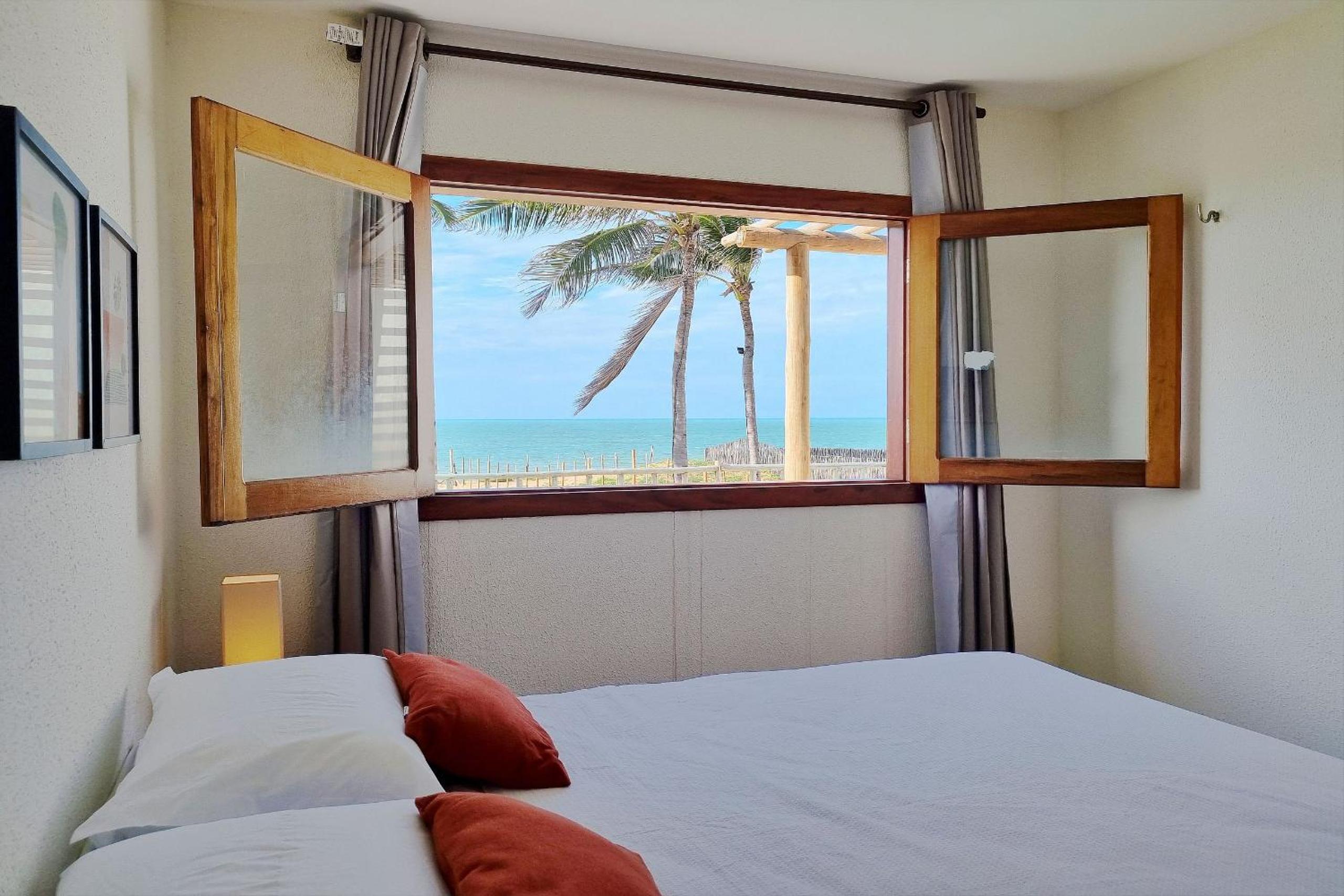 The Point Bungalow on the sand in Fortim By Carpediem