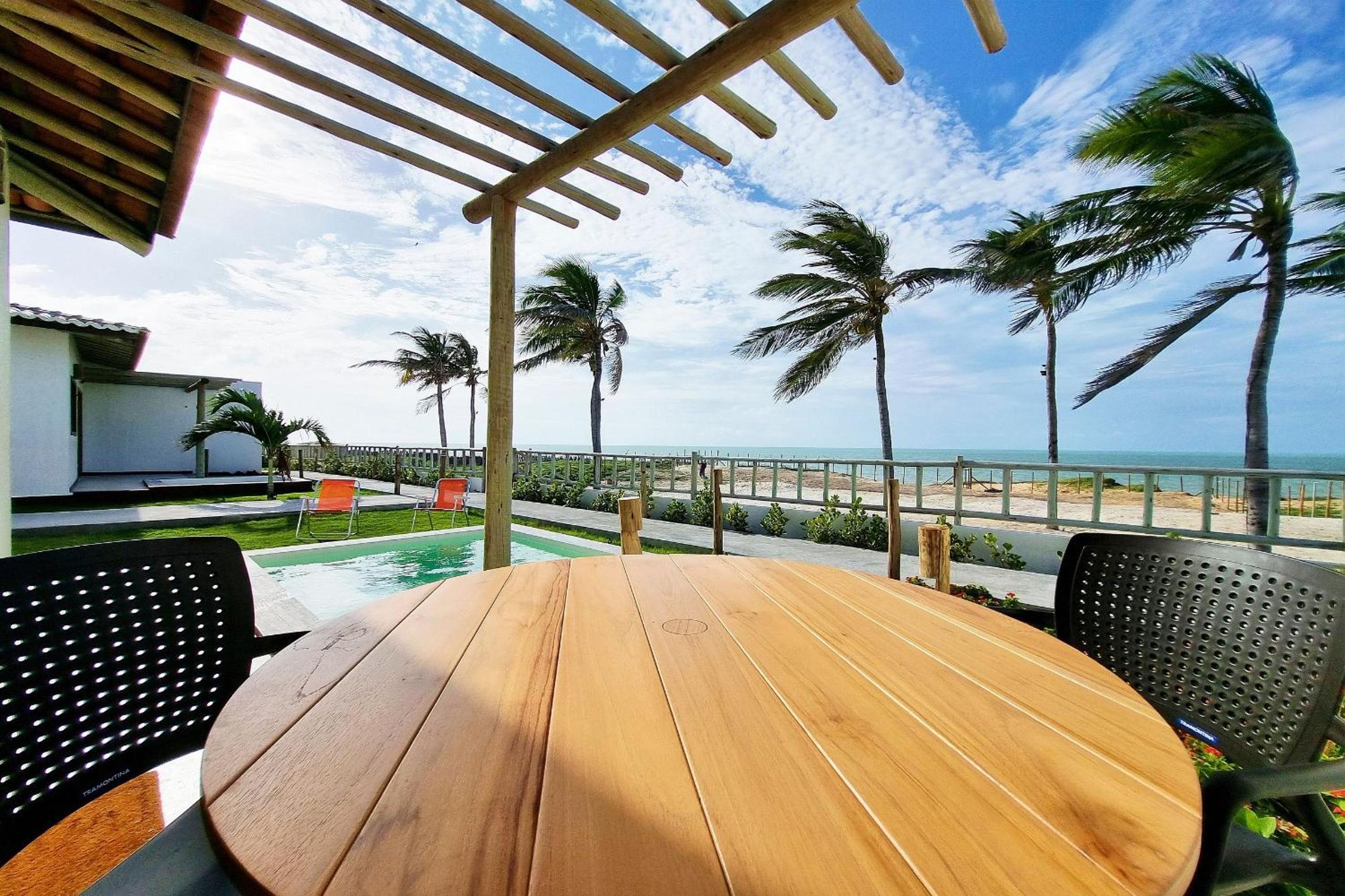 The Point Bungalow on the sand in Fortim By Carpediem