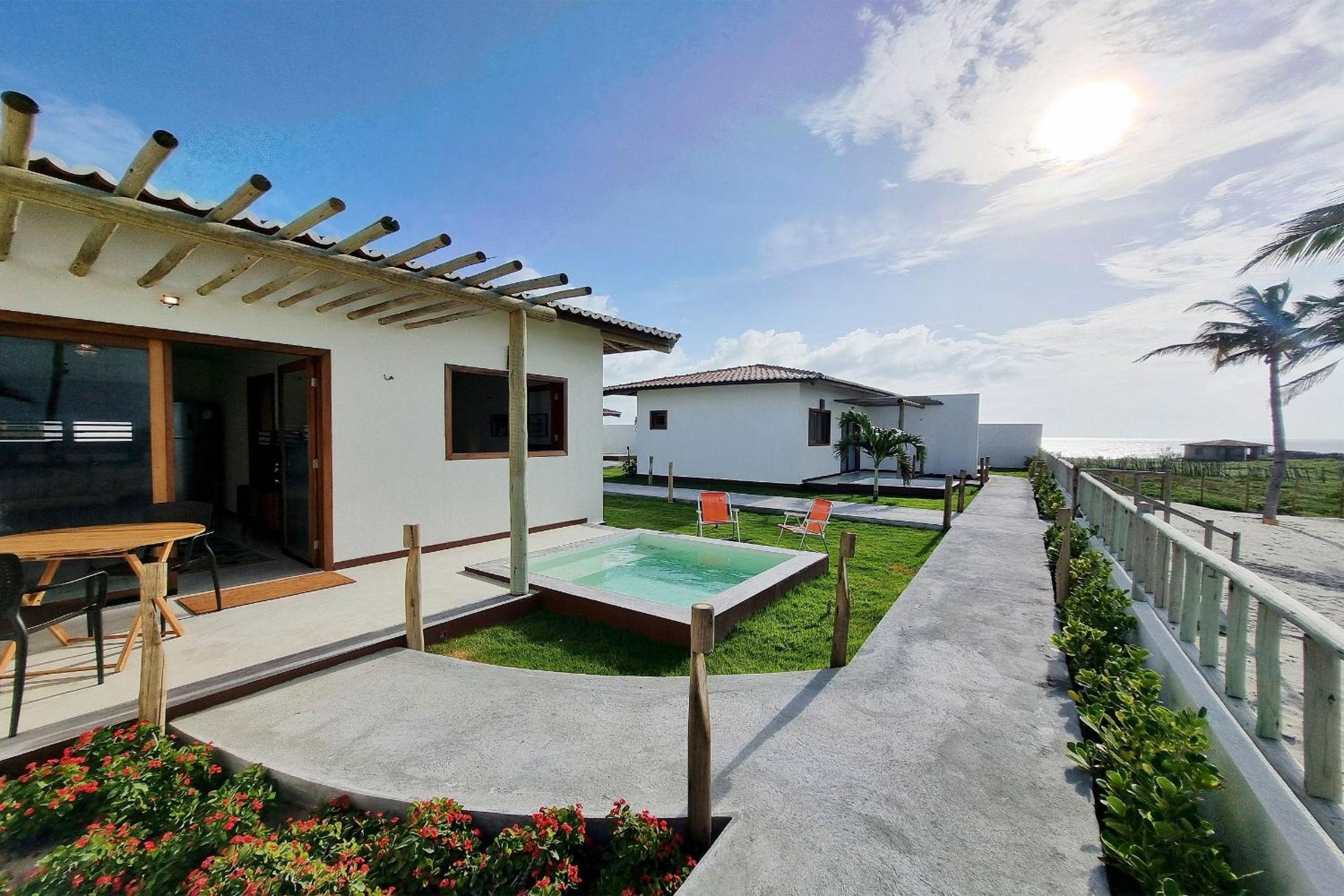 The Point Bungalow on the sand in Fortim By Carpediem